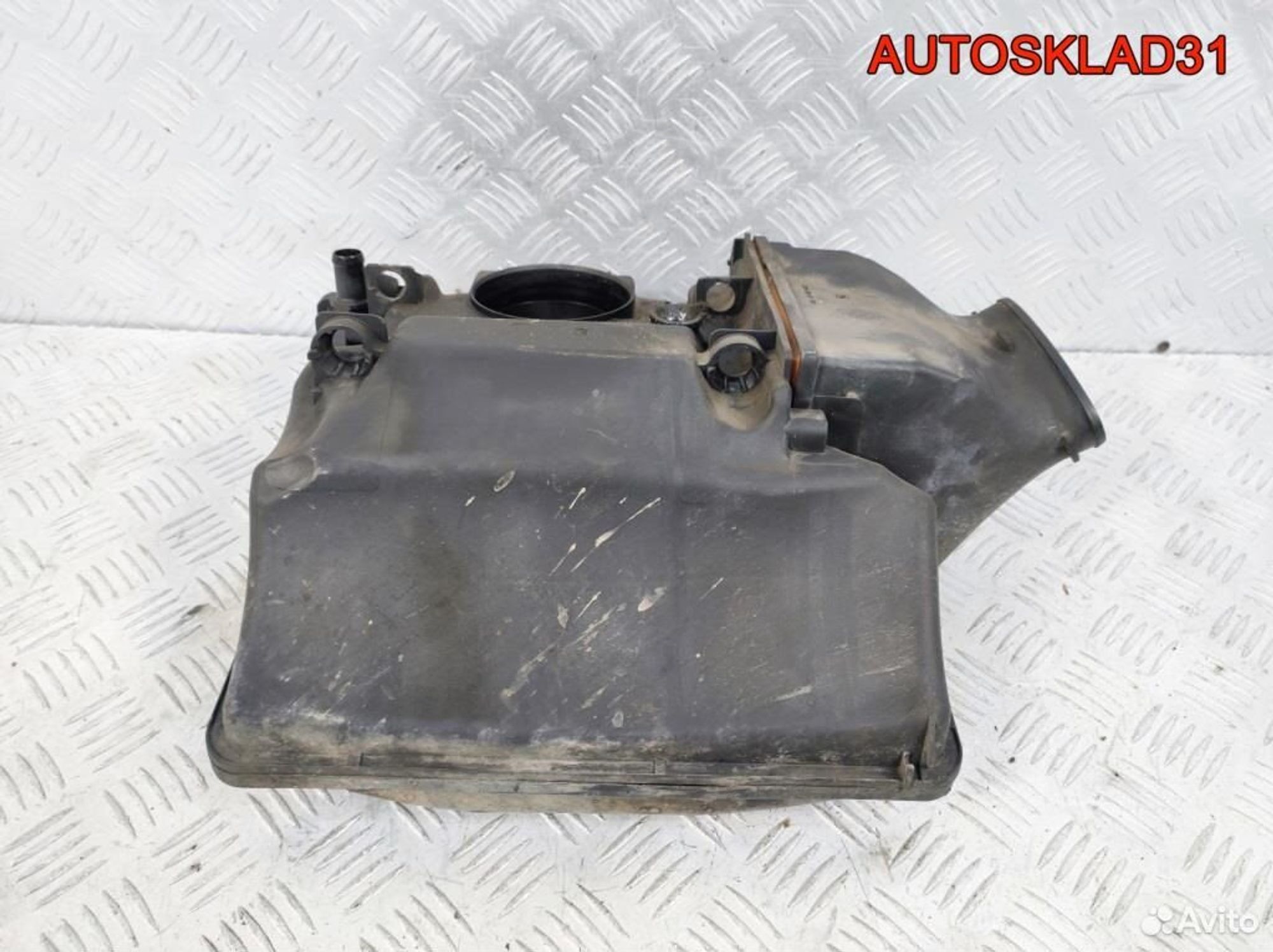 Корпус воздушного фильтра Renault Logan 820023599, 1300 рублей, Дубовое