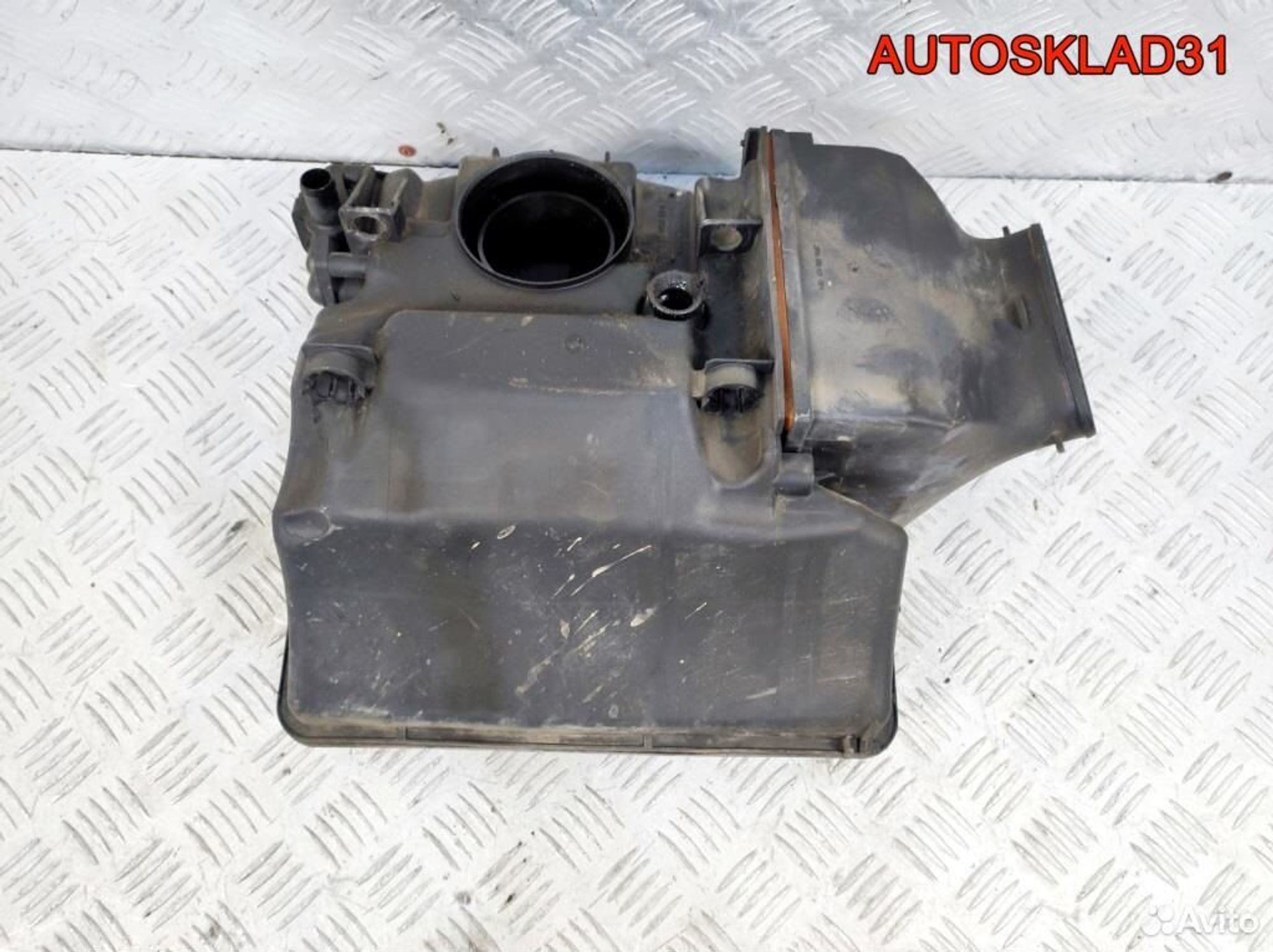 Корпус воздушного фильтра Renault Logan 820023599, 1300 рублей, Дубовое