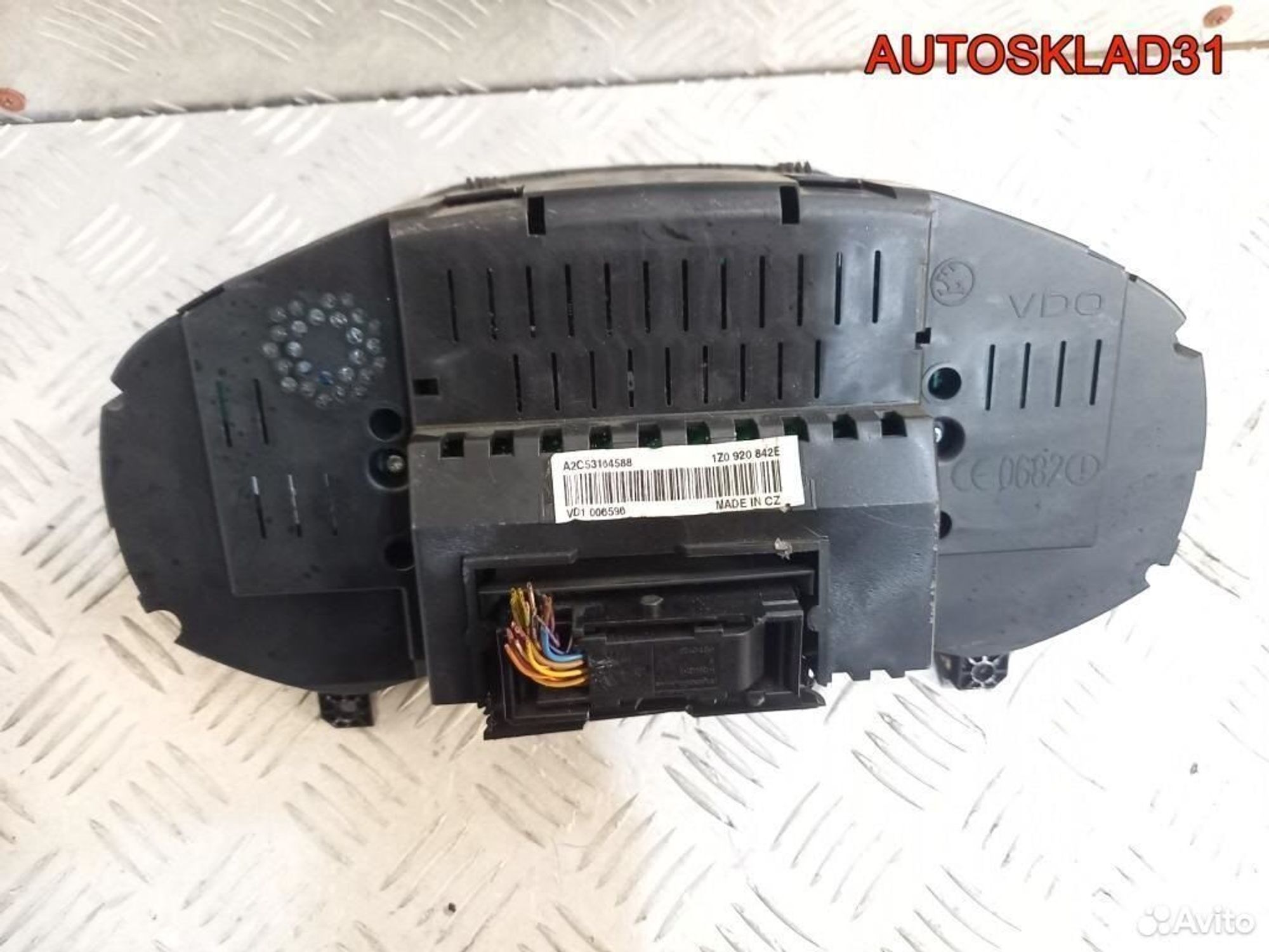 Панель приборов Skoda Octavia A5 1Z0920842E дизель, 10500 рублей, Дубовое