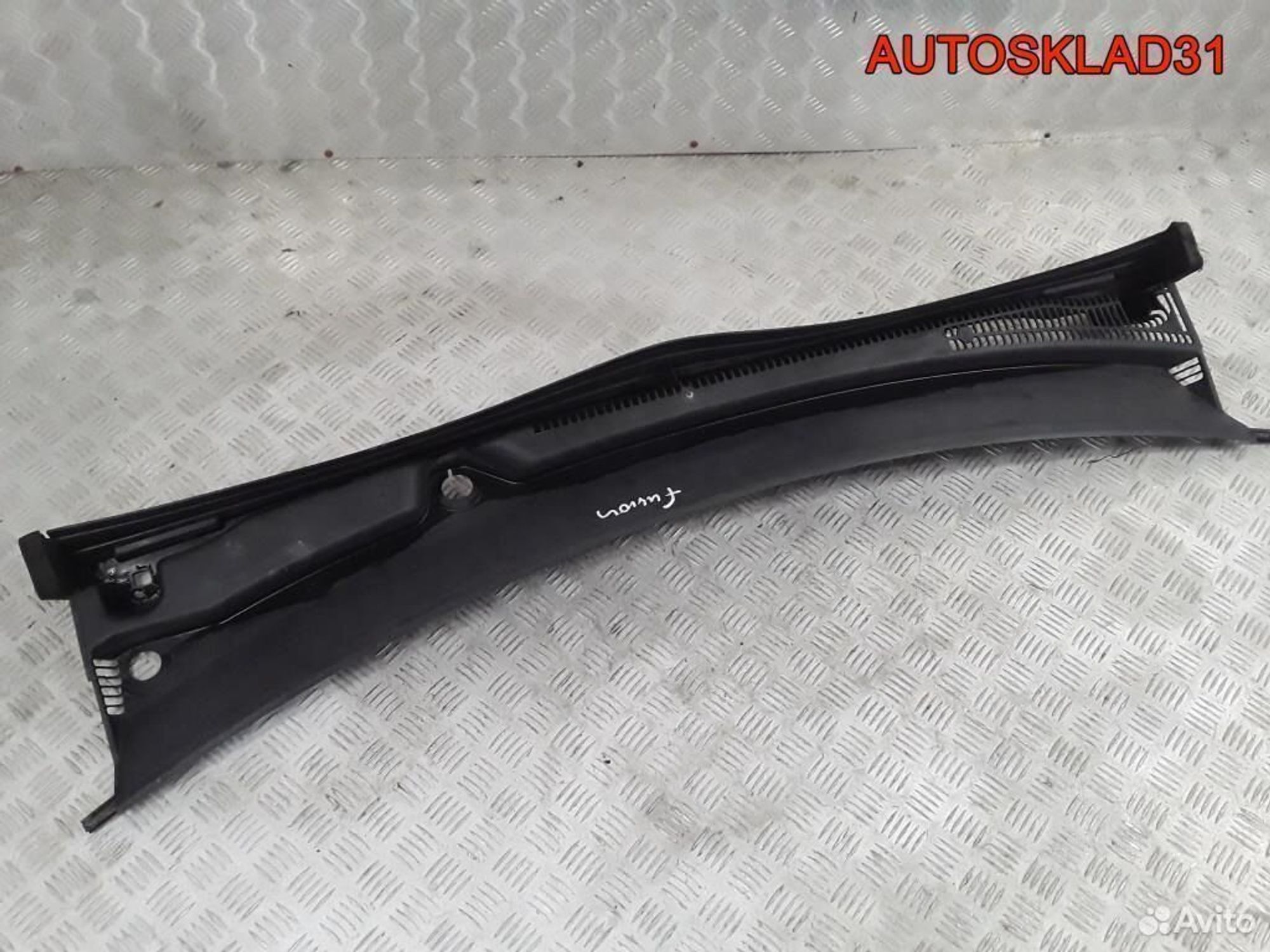 Решетка стеклоочистителя Ford Fusion 2N11N02228AC, 1300 рублей, Дубовое