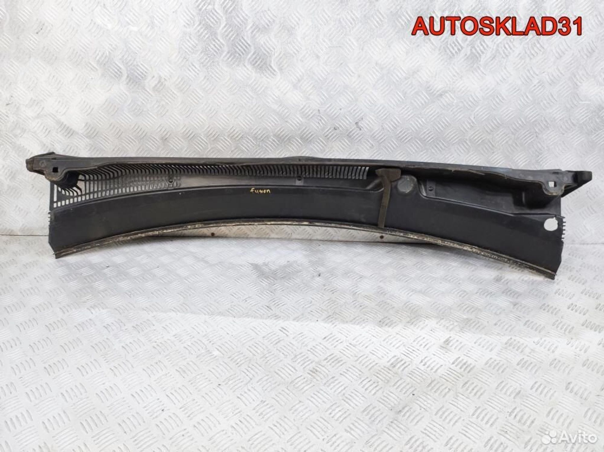 Решетка стеклоочистителя Ford Fusion 2N11N02228AC, 1300 рублей, Дубовое