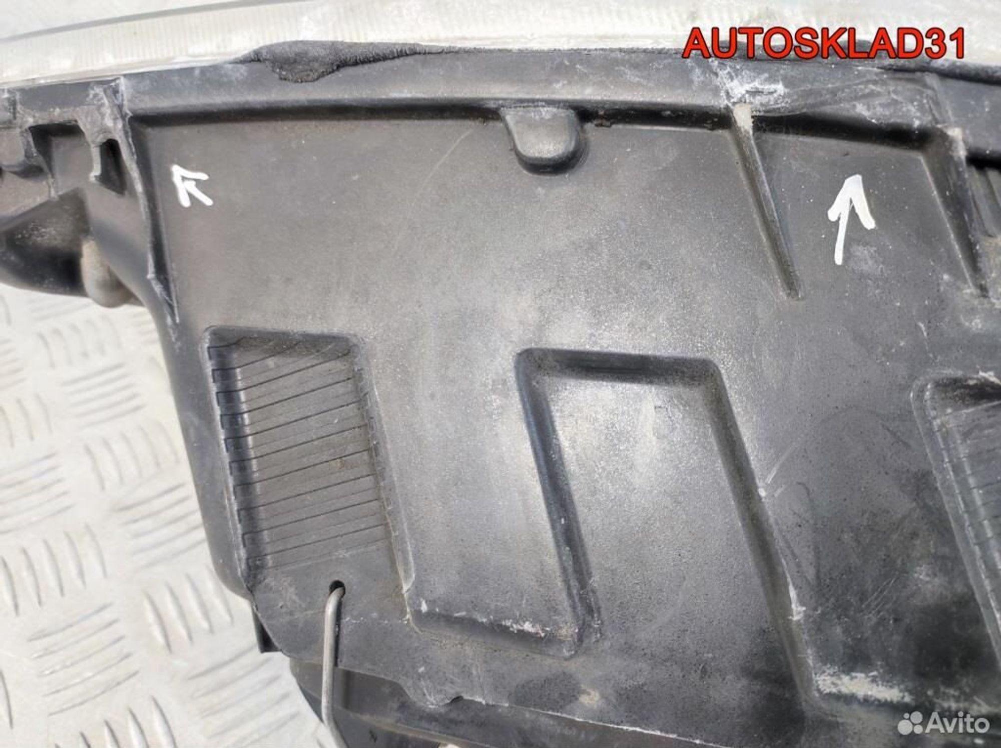 Фара левая Mercedes Benz Sprinter 909 A9018202461, 4900 рублей, Дубовое