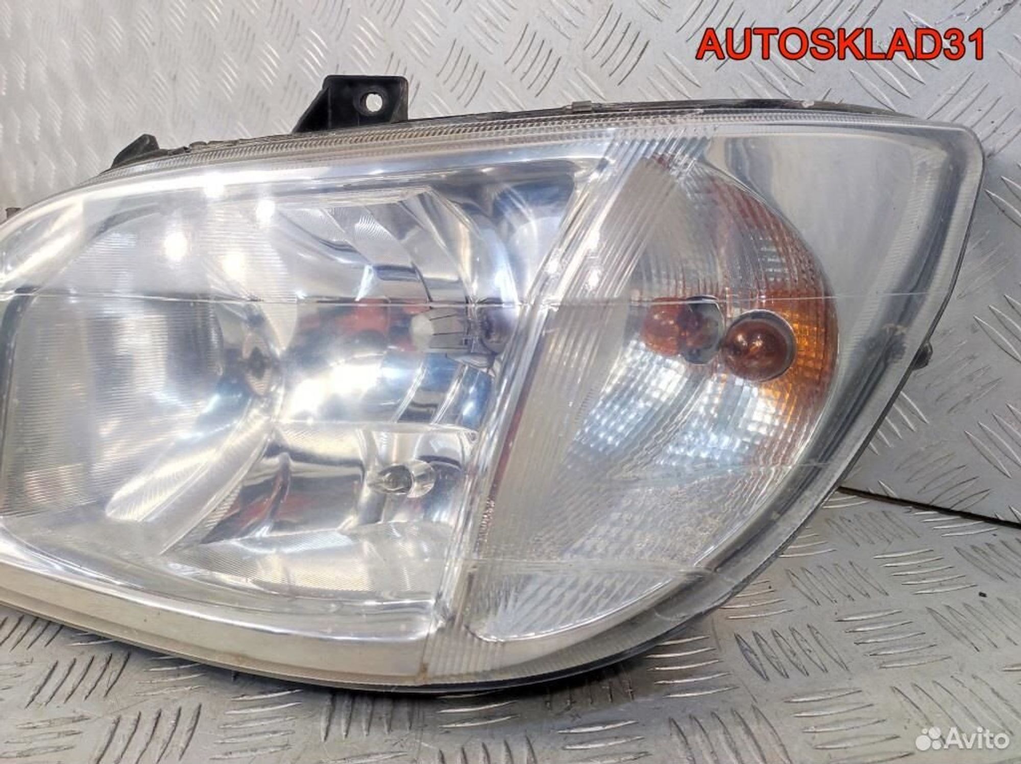 Фара левая Mercedes Benz Sprinter 909 A9018202461, 4900 рублей, Дубовое