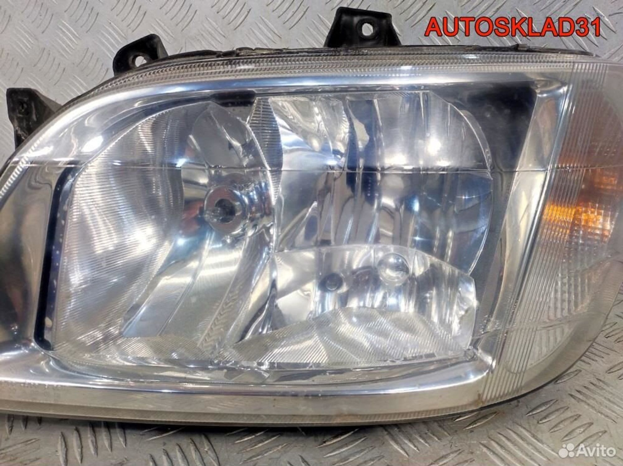 Фара левая Mercedes Benz Sprinter 909 A9018202461, 4900 рублей, Дубовое