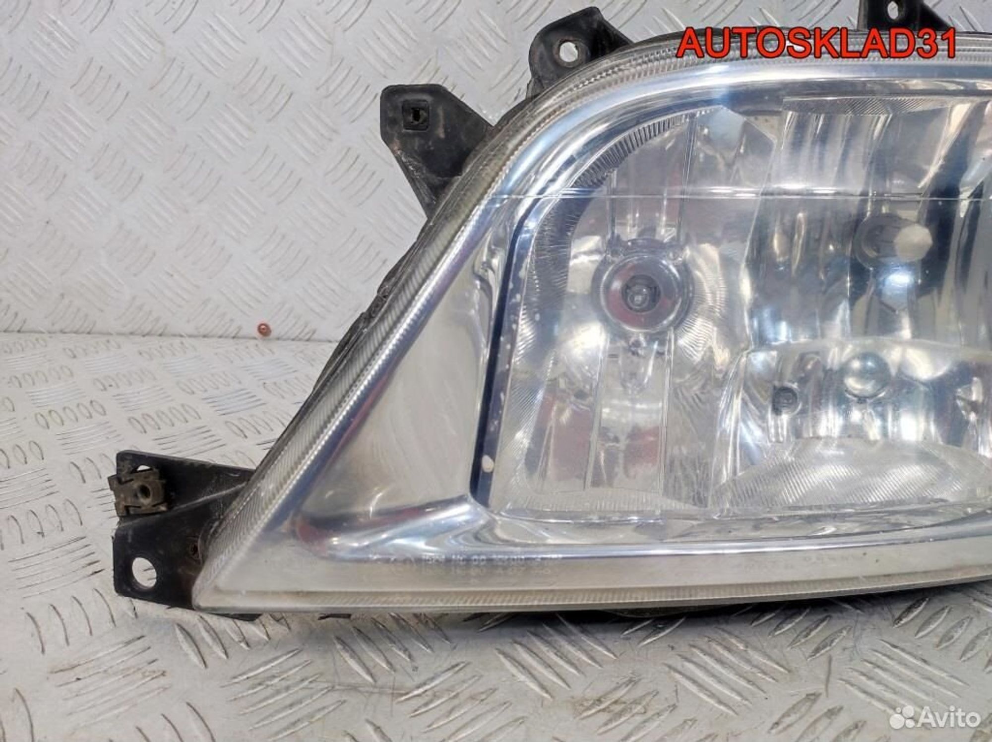 Фара левая Mercedes Benz Sprinter 909 A9018202461, 4900 рублей, Дубовое
