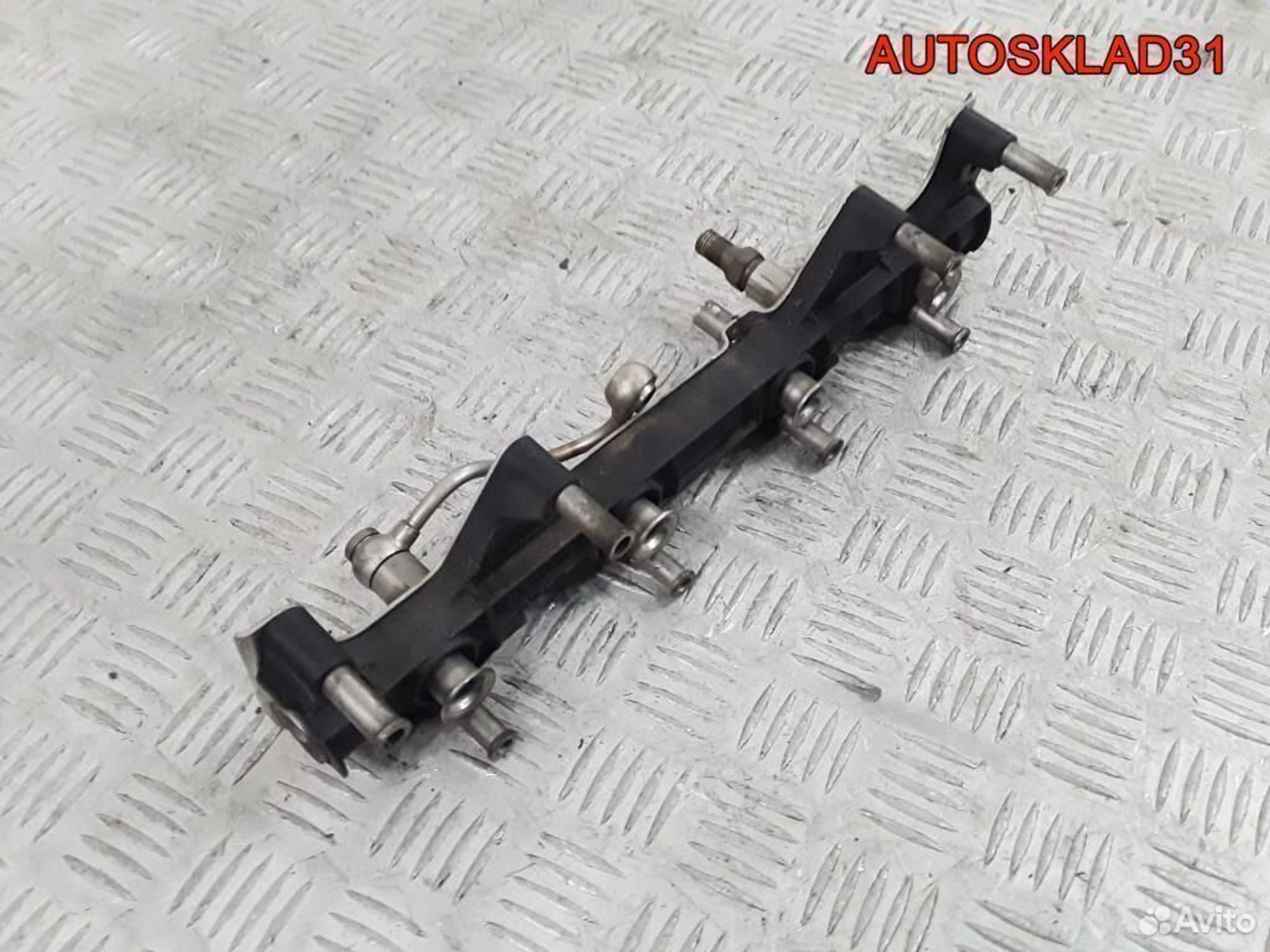 Рейка топливная Volkswagen Passat B6 06D133317F, 2500 рублей, Дубовое