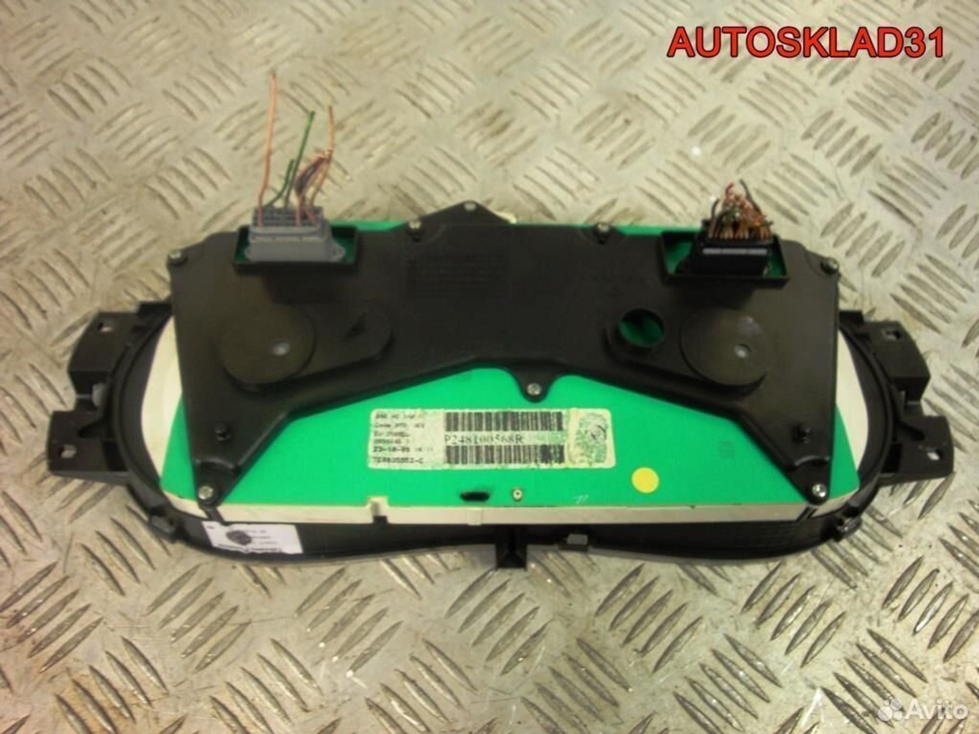 Приборная панель Renault Sandero K9K 248100568R, 3600 рублей, Дубовое