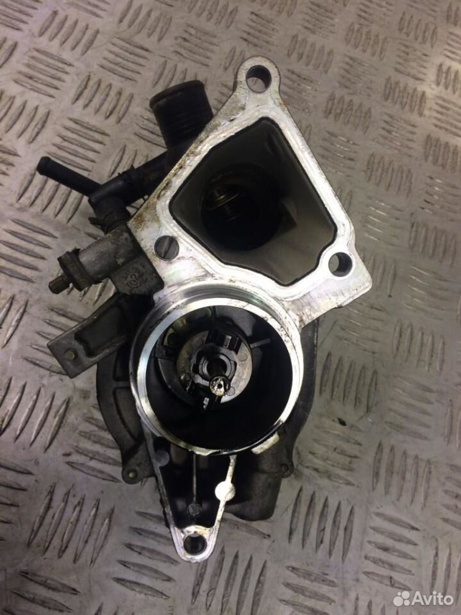 Вакуумный насос Ford Mondeo 3 XS7Q2A451BH, 2600 рублей, Дубовое