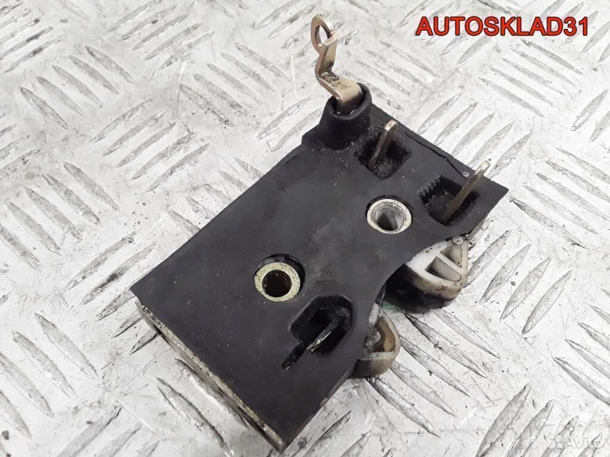 Замок двери передней правой Audi 80 B3 893837016A, 1400 рублей, Дубовое