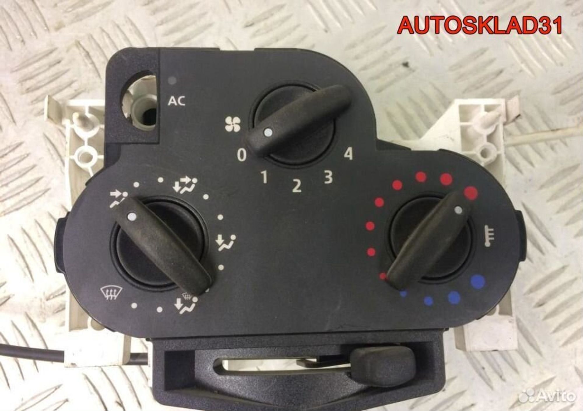 Блок управления отопителем Renault Logan N100920K, 1100 рублей, Дубовое