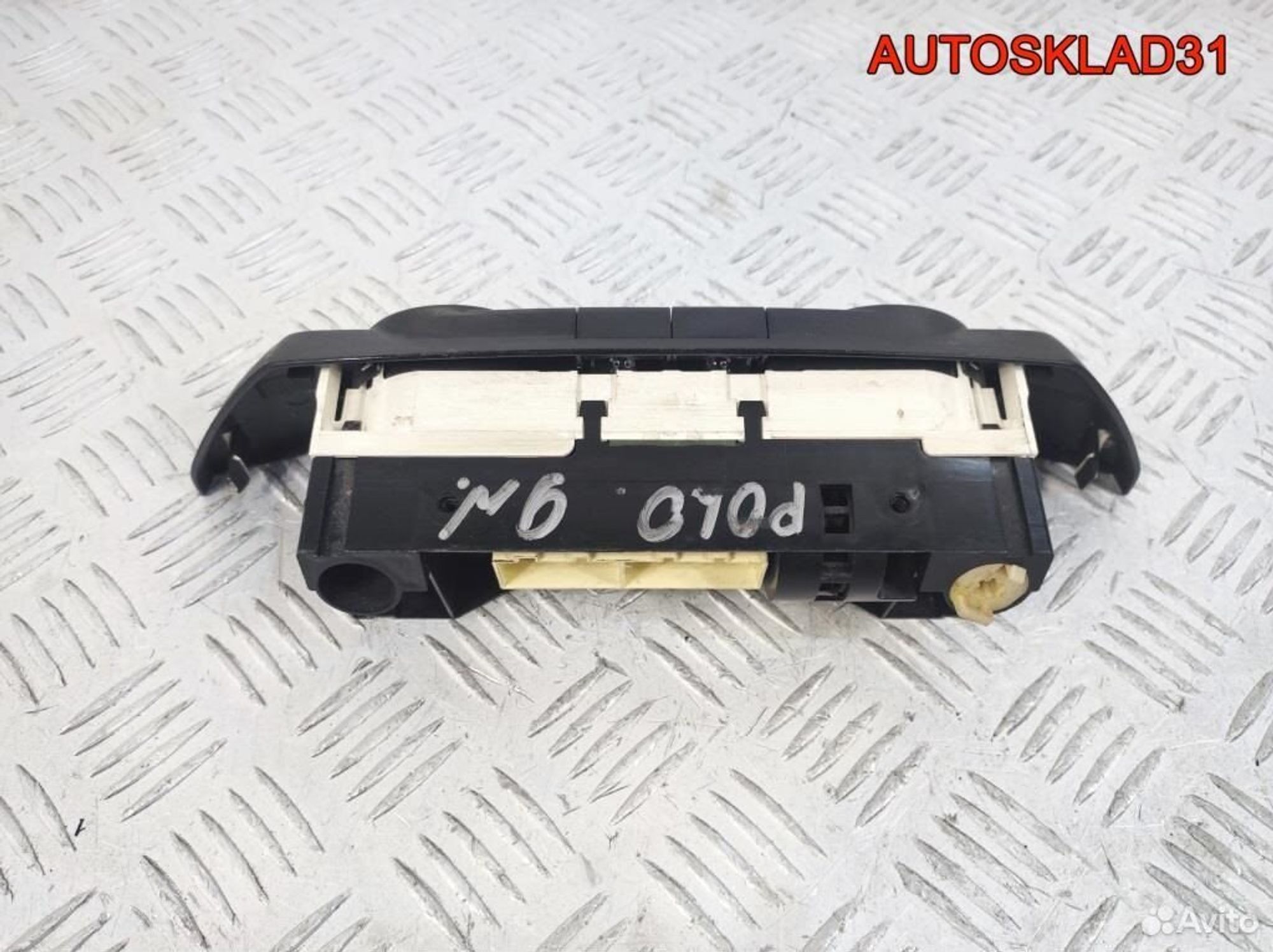 Блок управления климата VW Polo 6Q0820045E, 2600 рублей, Дубовое