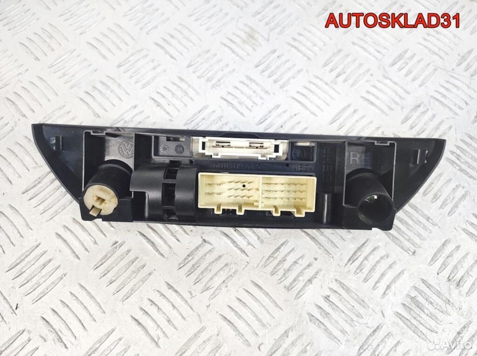 Блок управления климата VW Polo 6Q0820045E, 2600 рублей, Дубовое