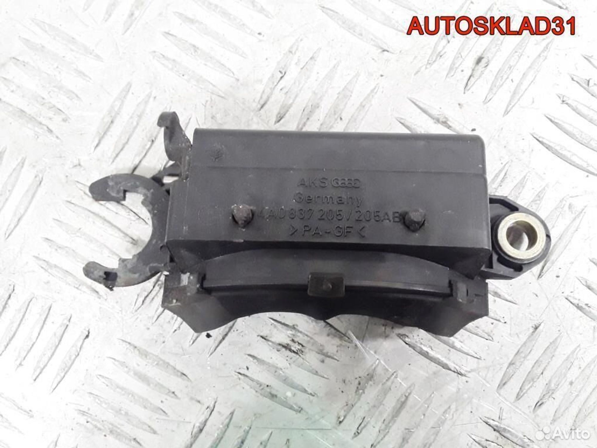 Ручка двери передней левая Audi A6 C4 4A0837205, 900 рублей, Дубовое