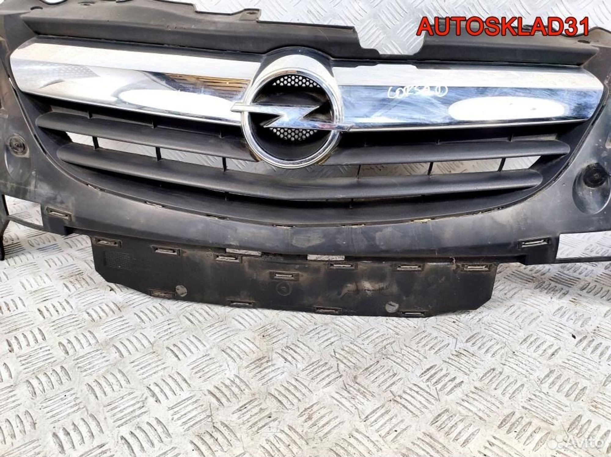 Решетка радиатора Opel Corsa D 13179940, 13800 рублей, Дубовое