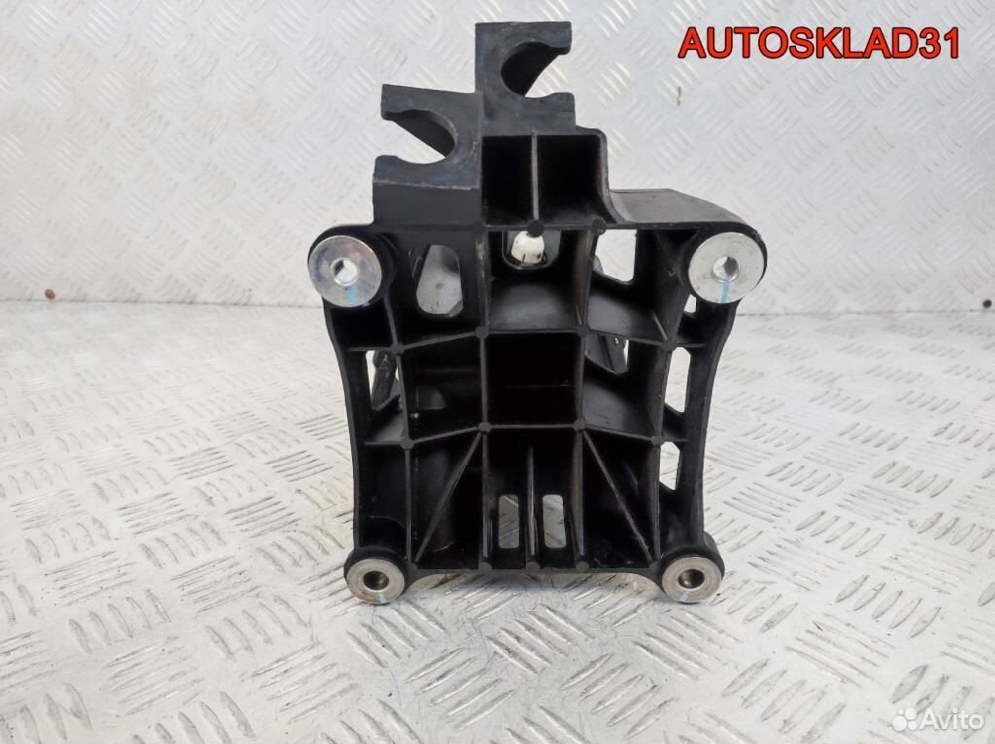 Кулиса МКПП Toyota Auris E15 3353002200, 2100 рублей, Дубовое