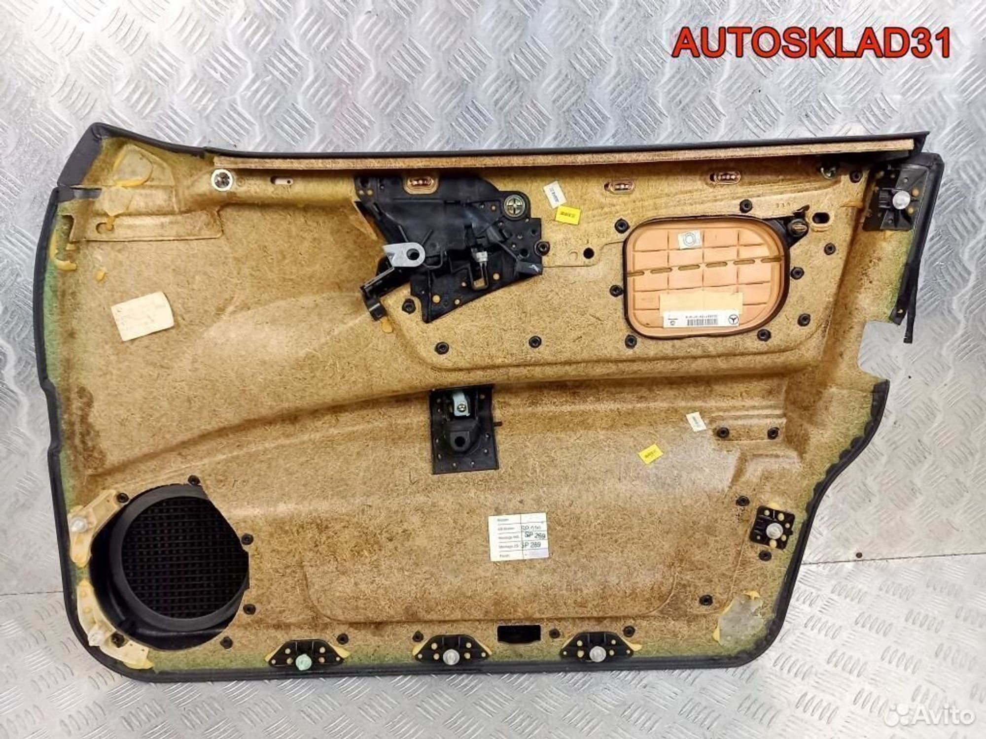 Обшивка дверей Мерседес Бенц В210 A2107200163, 9000 рублей, Дубовое