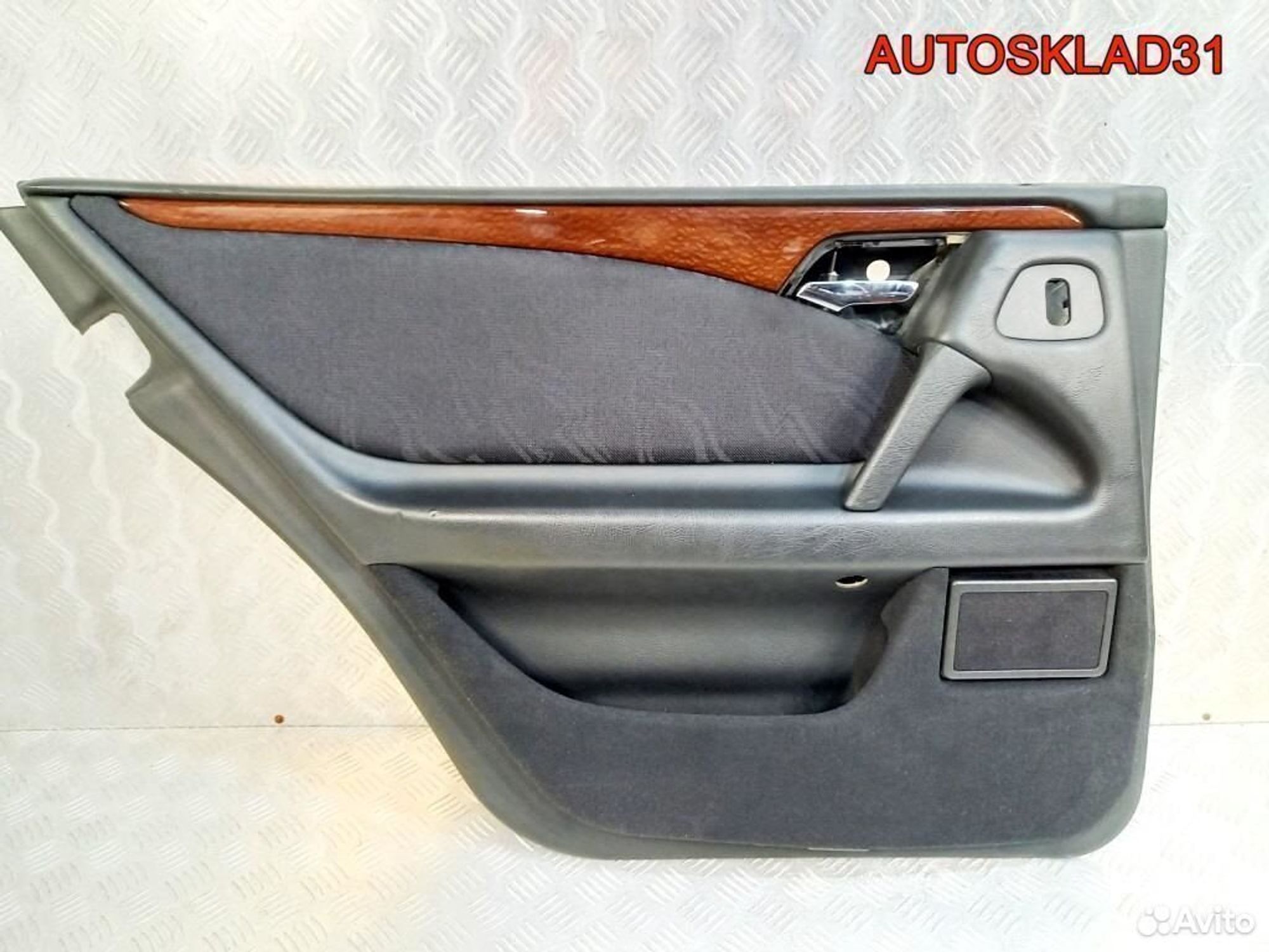 Обшивка дверей Мерседес Бенц В210 A2107200163, 9000 рублей, Дубовое