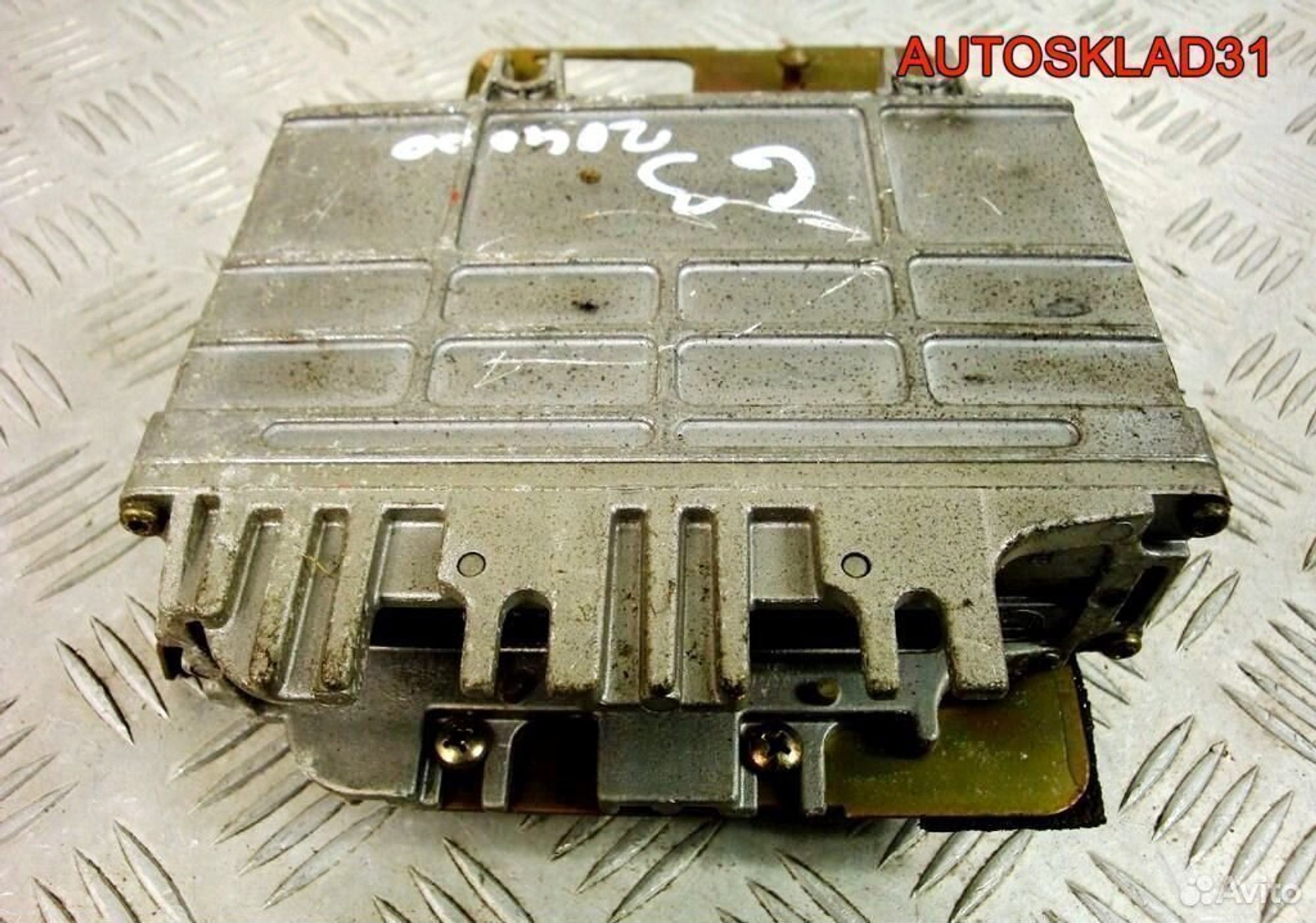 Эбу Volkswagen Golf 3 1.8 ADZ 1н0907311р, 4100 рублей, Дубовое