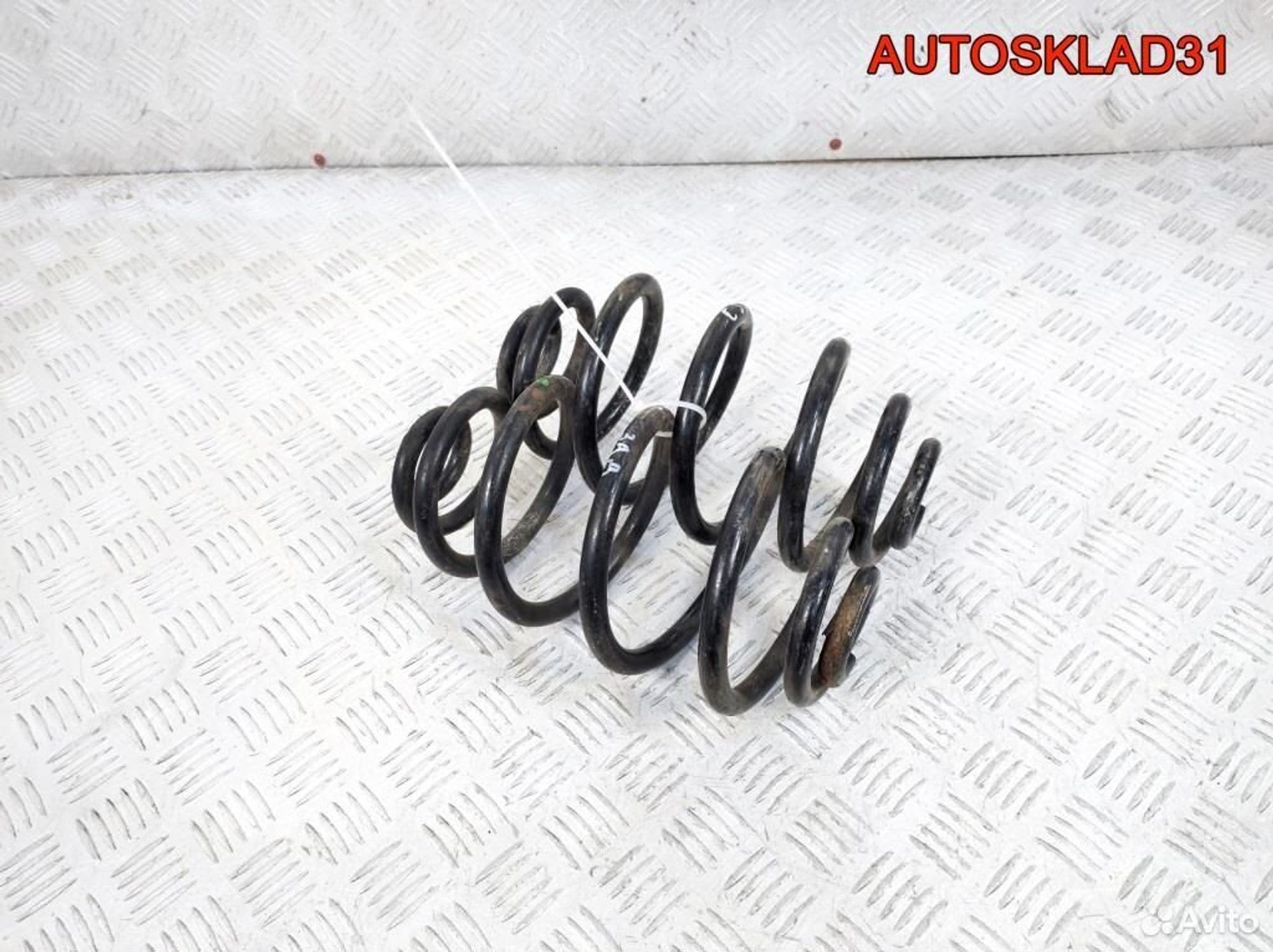 Пружина задняя Volkswagen Passat B5 3B0511115P, 900 рублей, Дубовое