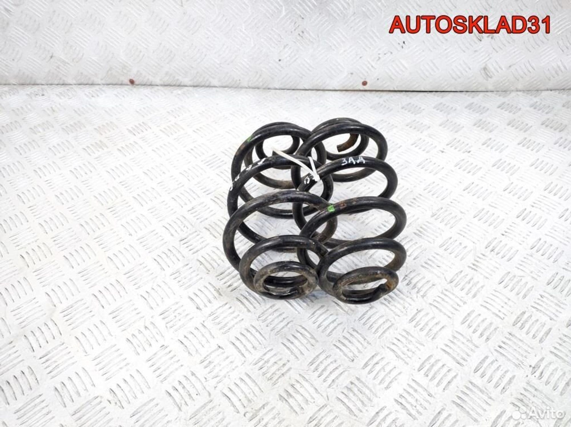 Пружина задняя Volkswagen Passat B5 3B0511115P, 900 рублей, Дубовое