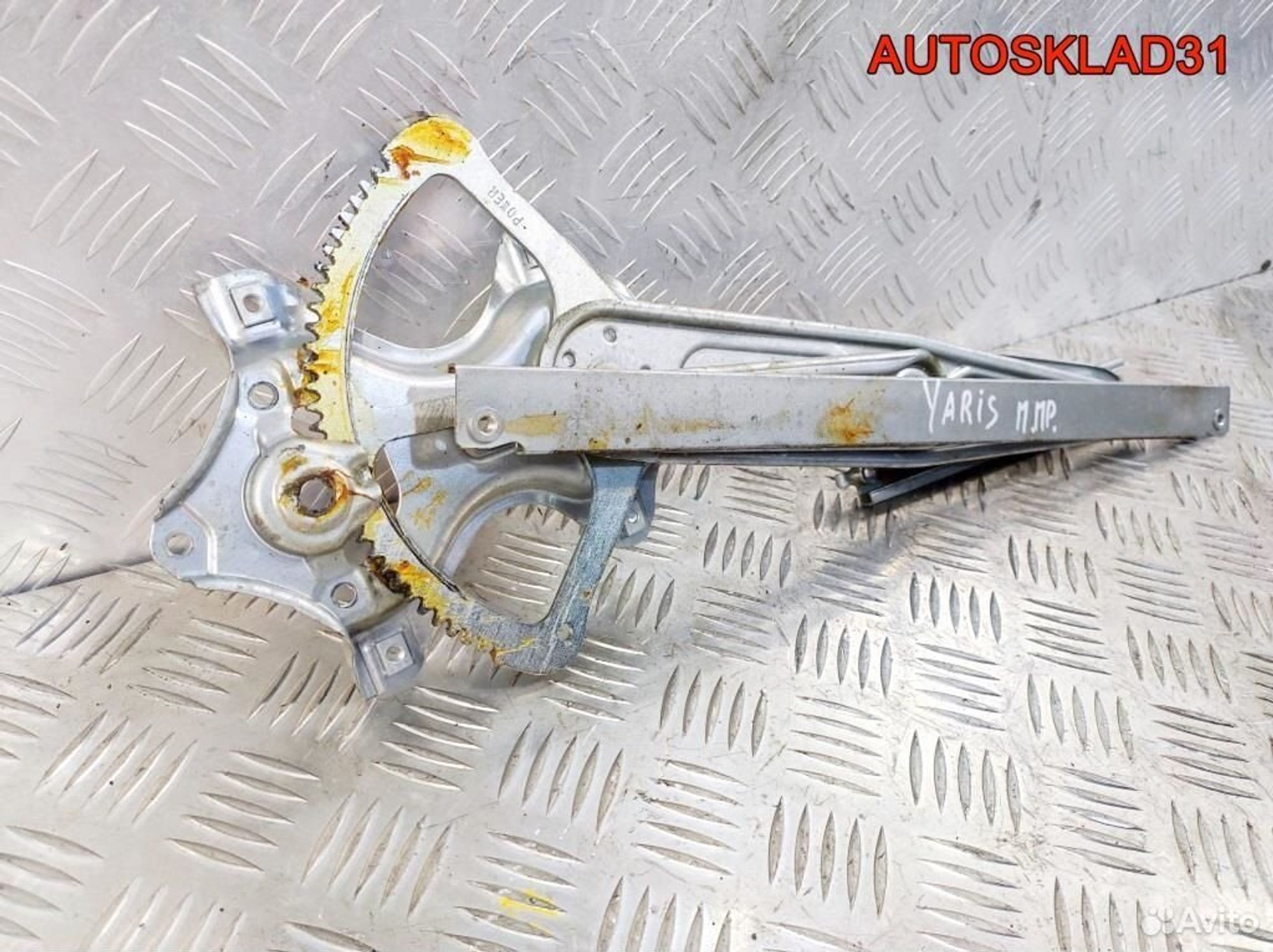 Стеклоподъемник передний правый Toyota Yaris, 2100 рублей, Дубовое