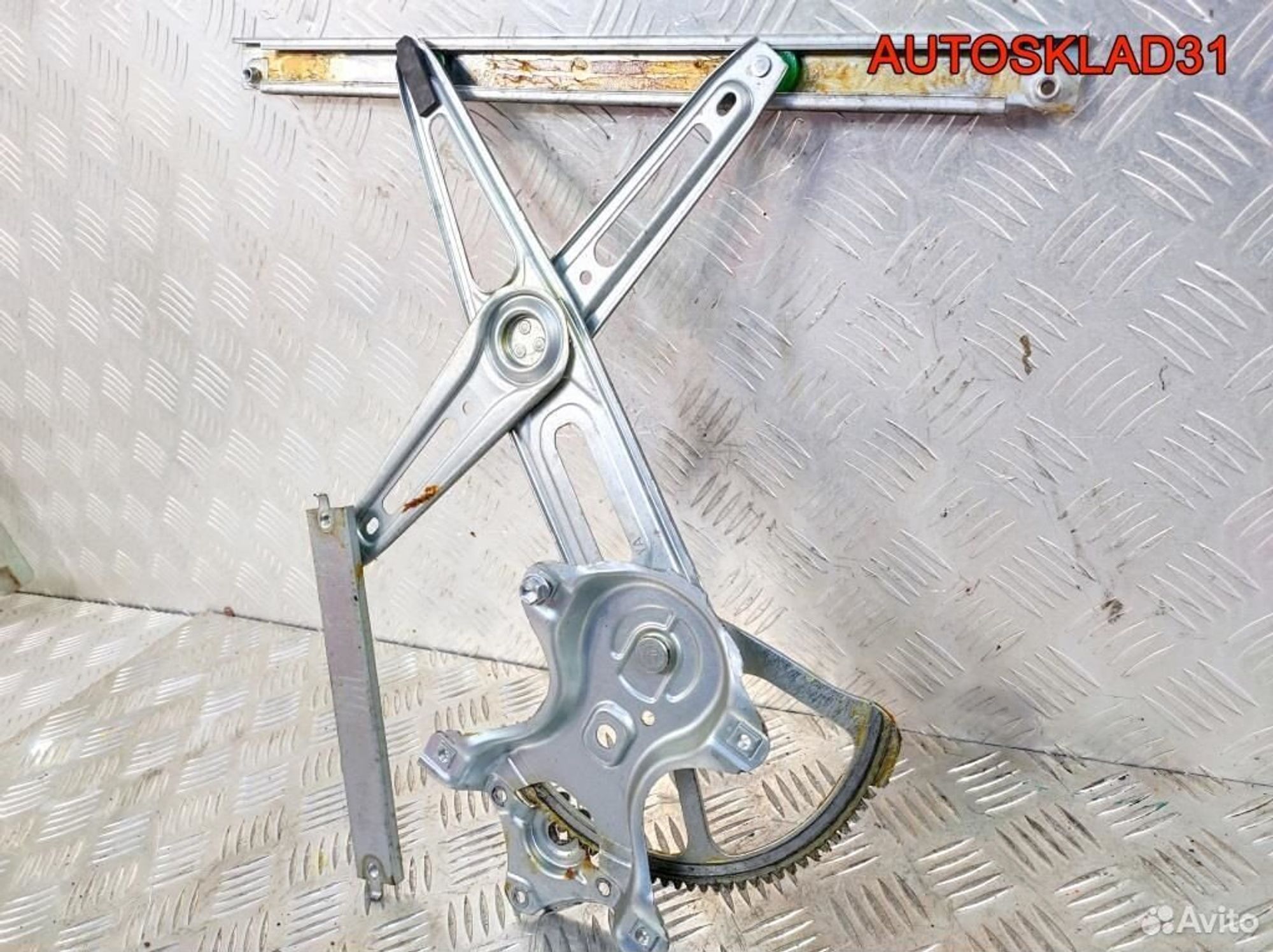 Стеклоподъемник передний правый Toyota Yaris, 2100 рублей, Дубовое