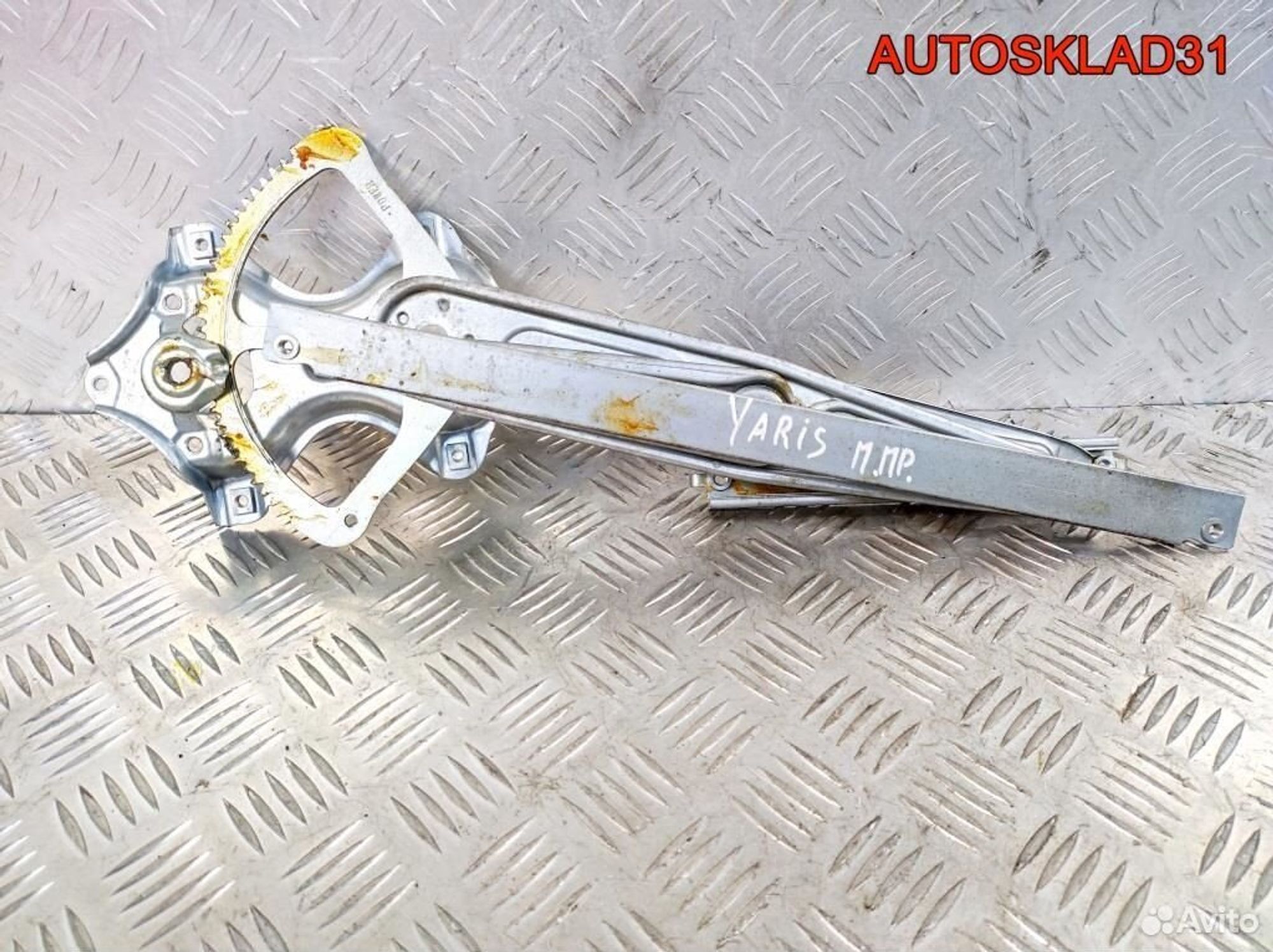 Стеклоподъемник передний правый Toyota Yaris, 2100 рублей, Дубовое