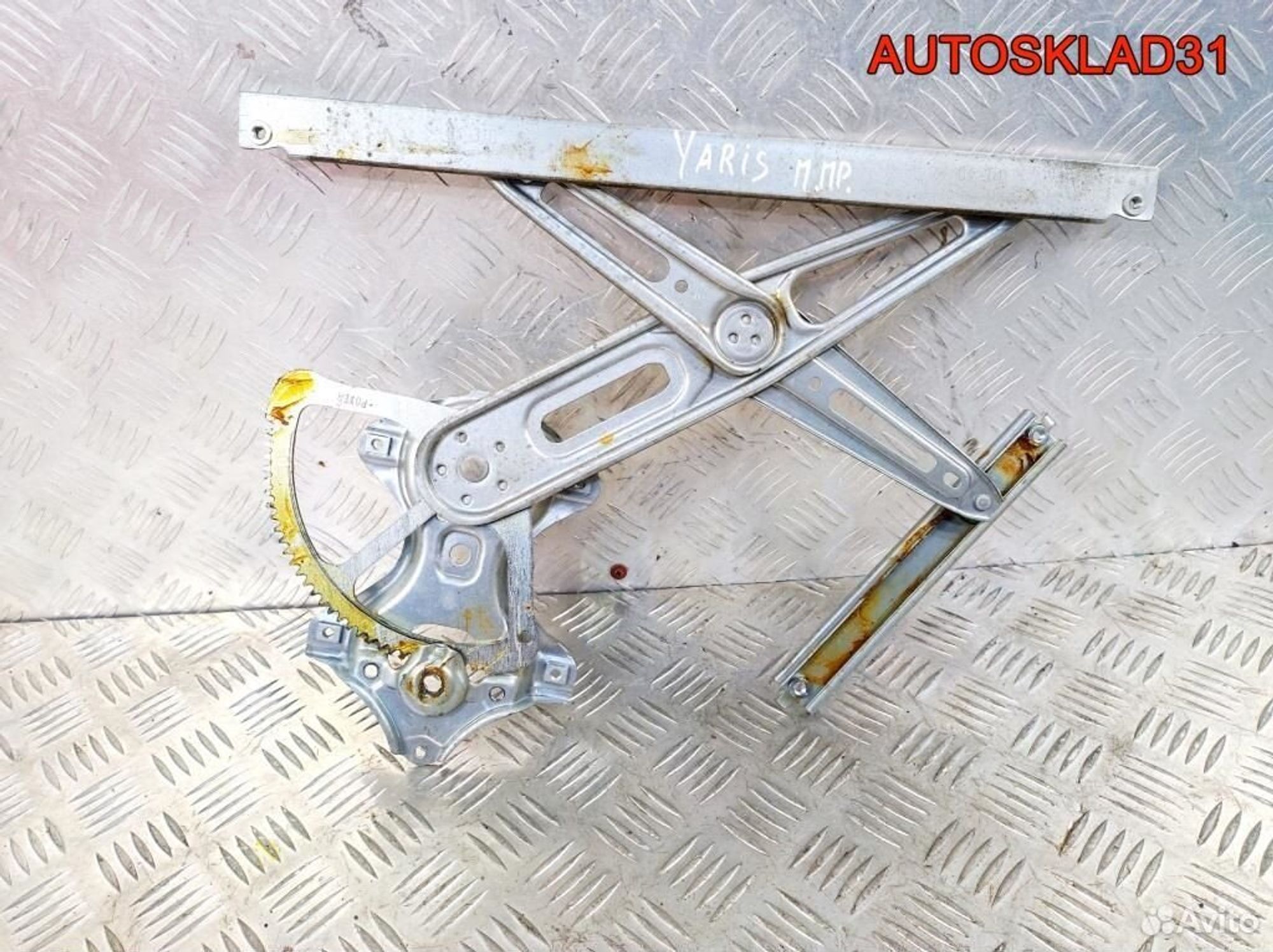 Стеклоподъемник передний правый Toyota Yaris, 2100 рублей, Дубовое