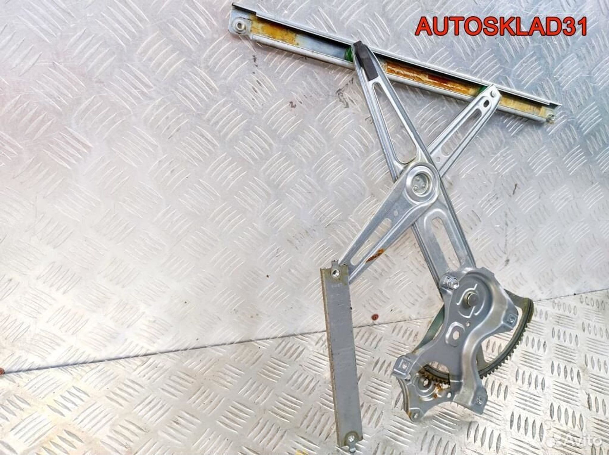 Стеклоподъемник передний правый Toyota Yaris, 2100 рублей, Дубовое