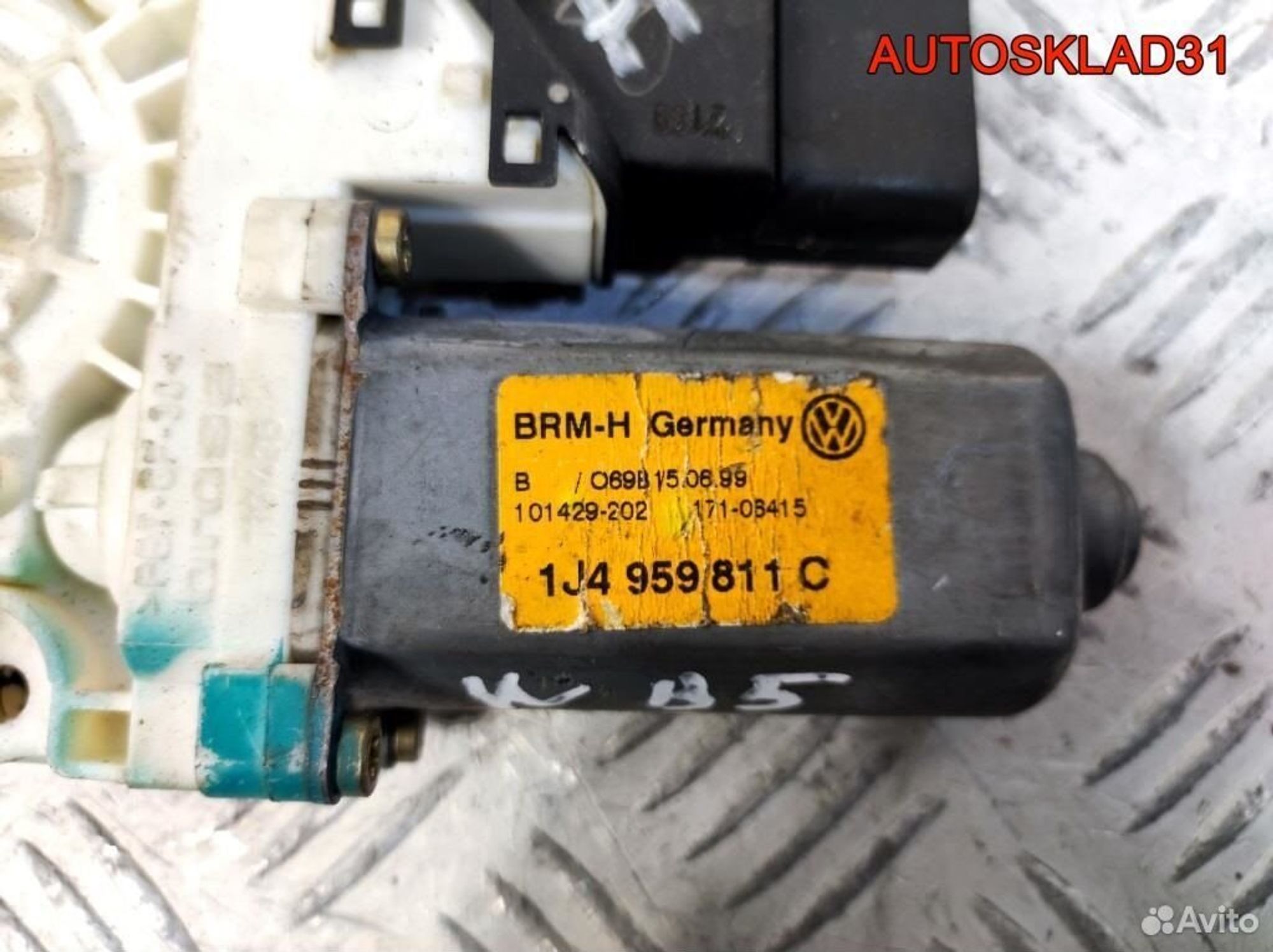 Моторчик стеклоподъемника задний левый VW Golf 4 1J4959811C, 800 рублей, Дубовое