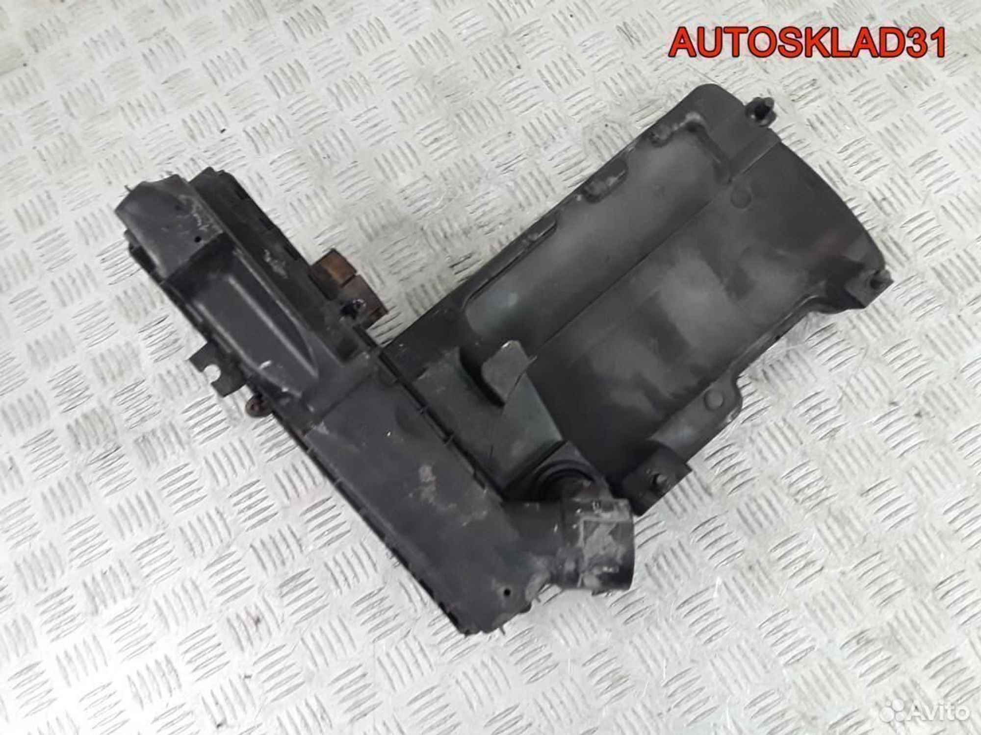 Корпус воздушного фильтра Renault Logan 1.2 D4F732, 4100 рублей, Дубовое