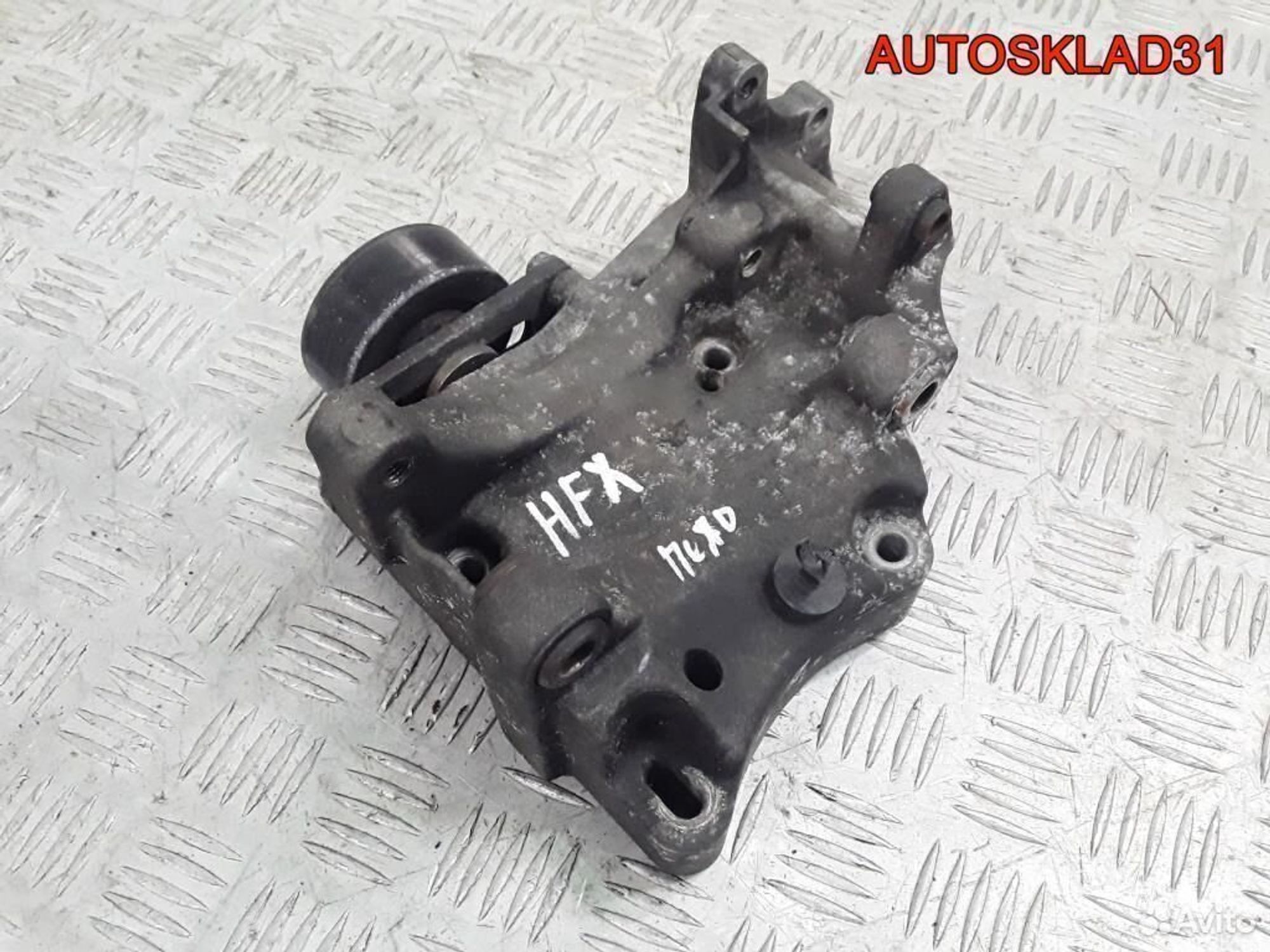 Кронштейн генератора Peugeot 206 1,1 HFX 5706J2, 1200 рублей, Дубовое