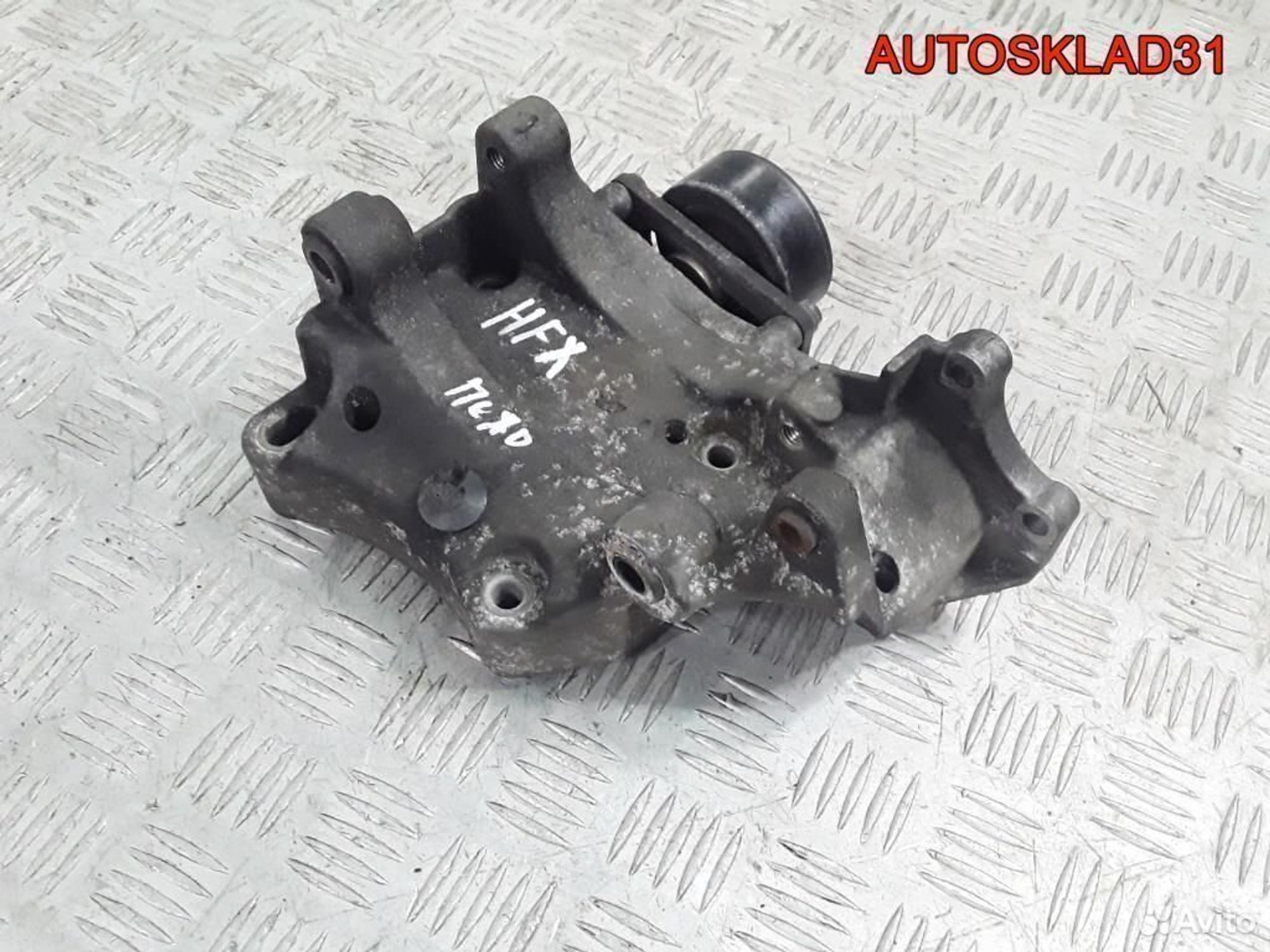 Кронштейн генератора Peugeot 206 1,1 HFX 5706J2, 1200 рублей, Дубовое