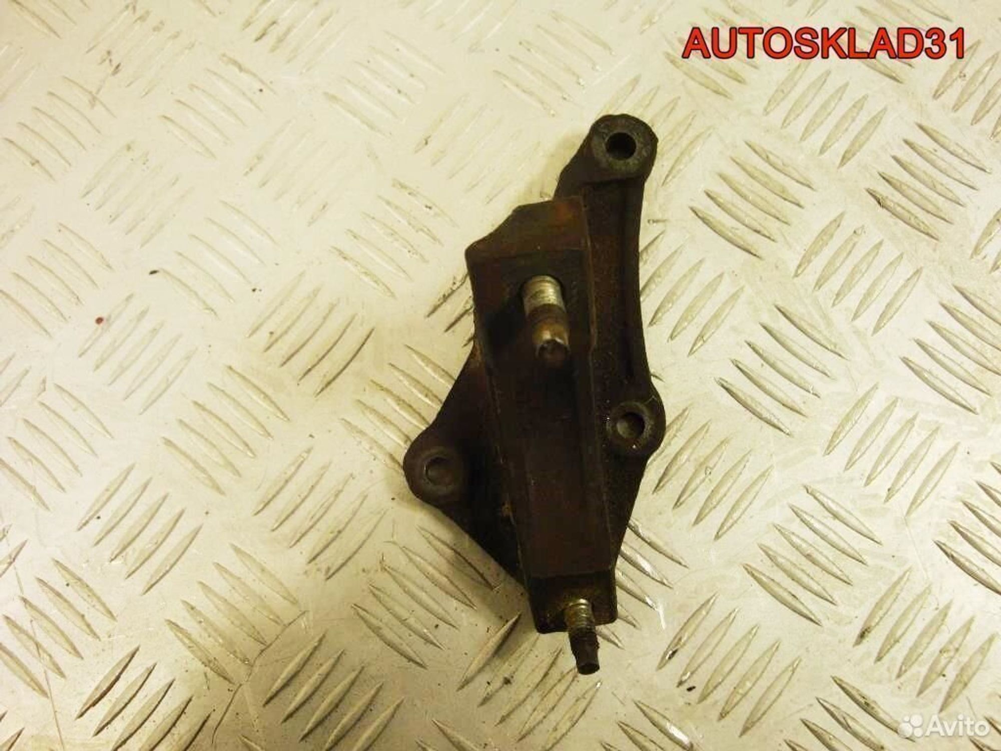 Кронштейн промежуточного вала Ford Focus 2, 1100 рублей, Дубовое