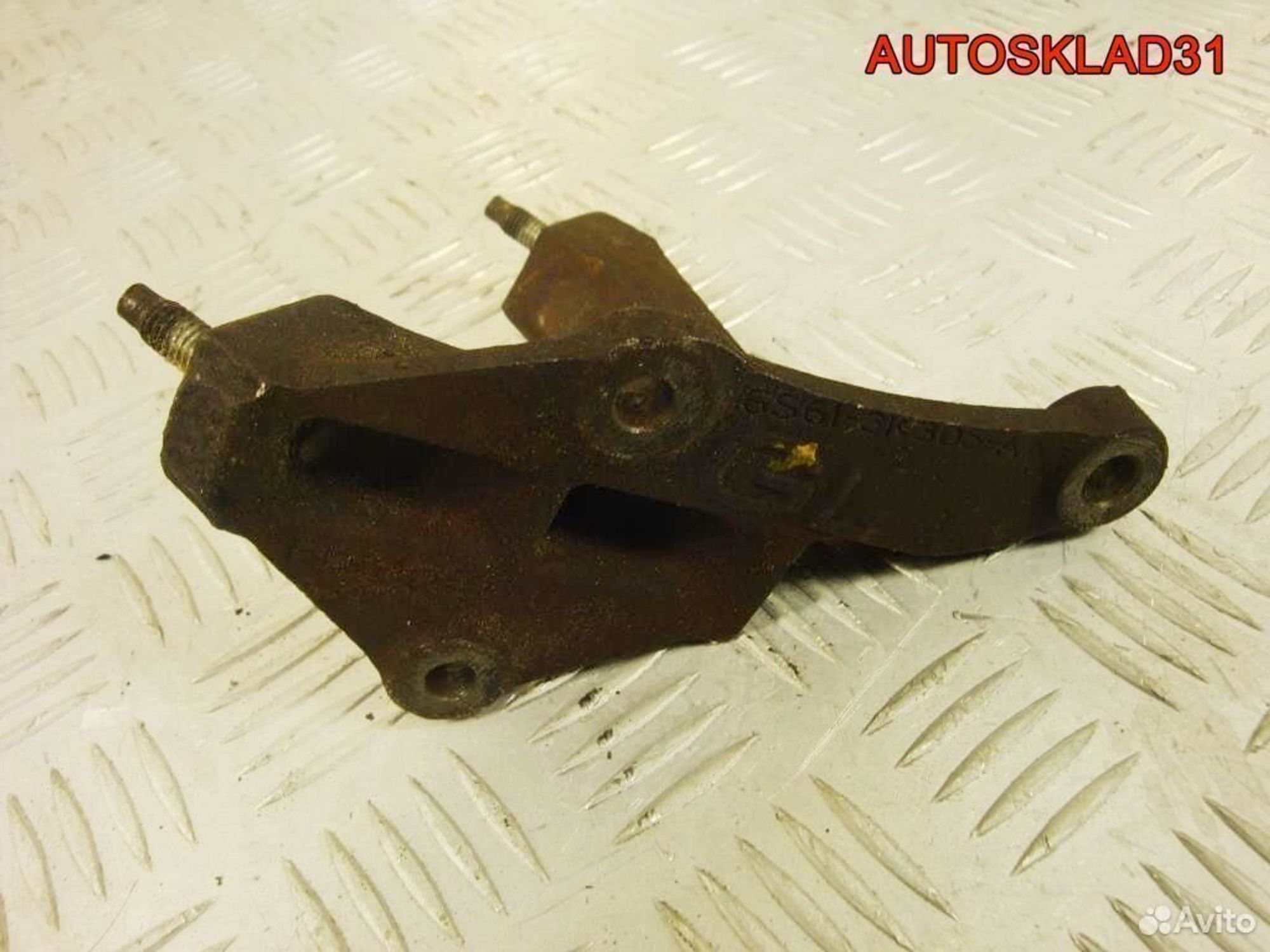 Кронштейн промежуточного вала Ford Focus 2, 1100 рублей, Дубовое