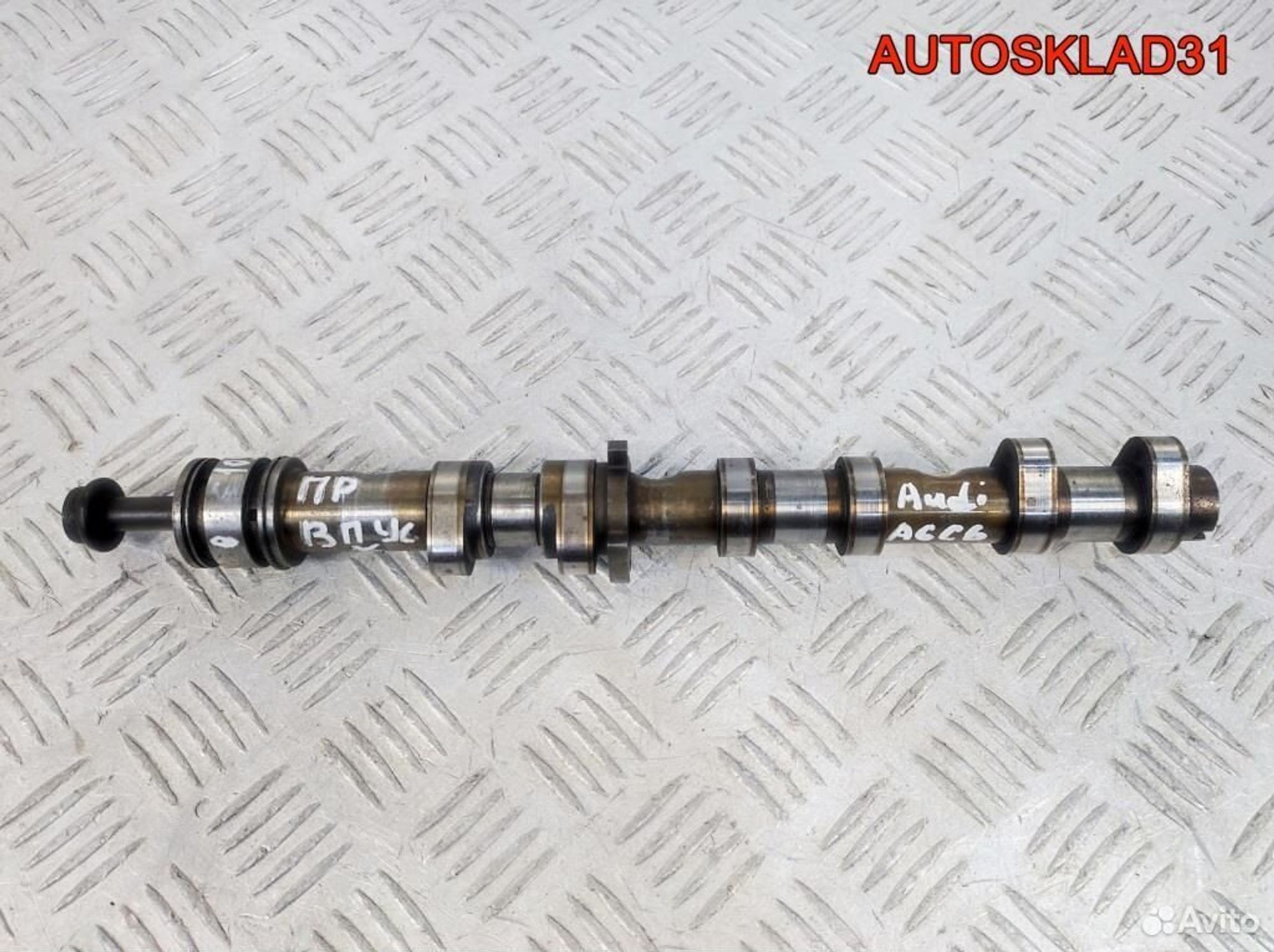 Распредвал впускной правый Audi A6 C6 06E109101AK, 6300 рублей, Дубовое