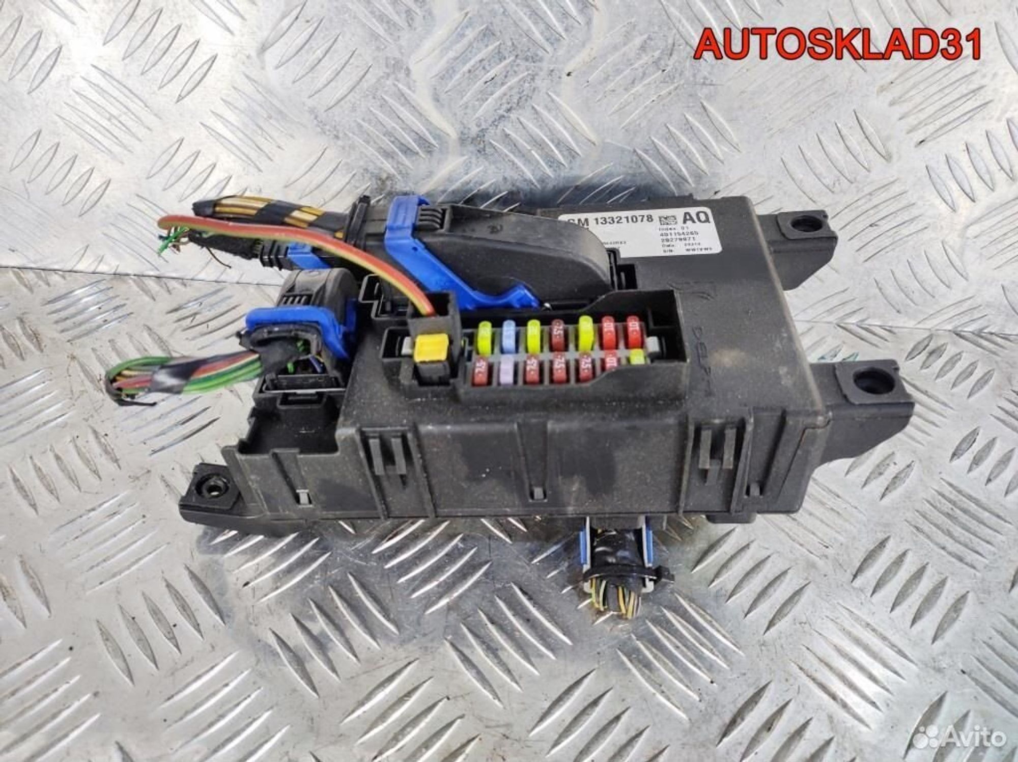 Блок предохранителей салона Opel Corsa D 13321078, 2100 рублей, Дубовое