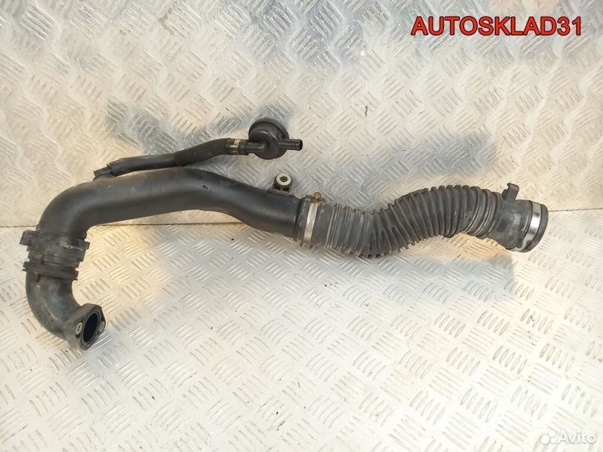 Патрубок интеркулера Renault Laguna 3 8201003136, 1800 рублей, Дубовое