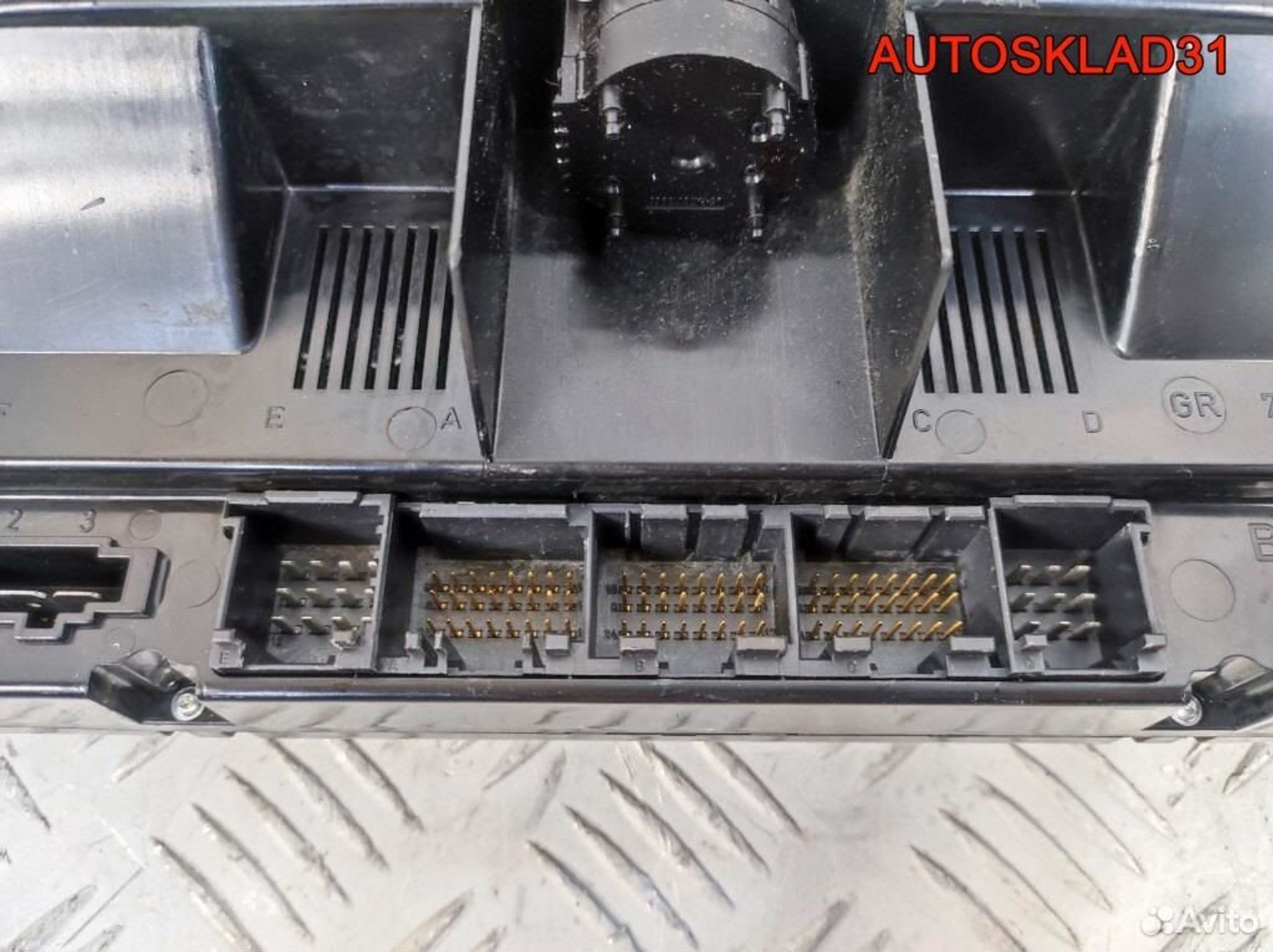 Блок управления климата Audi A8 D3 4E0820043B, 3300 рублей, Дубовое