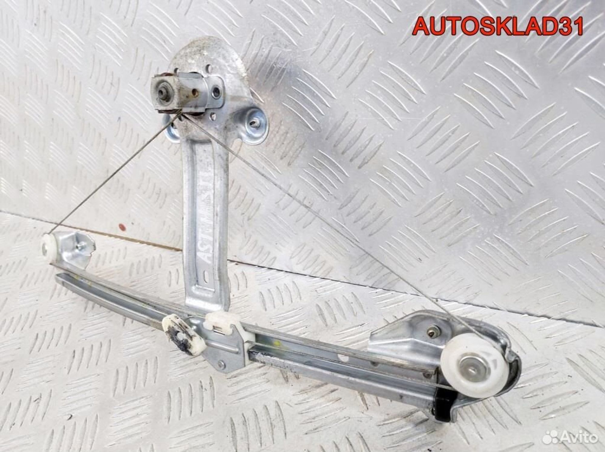 Стеклоподъемник механ. задний правый Opel Astra H, 500 рублей, Дубовое