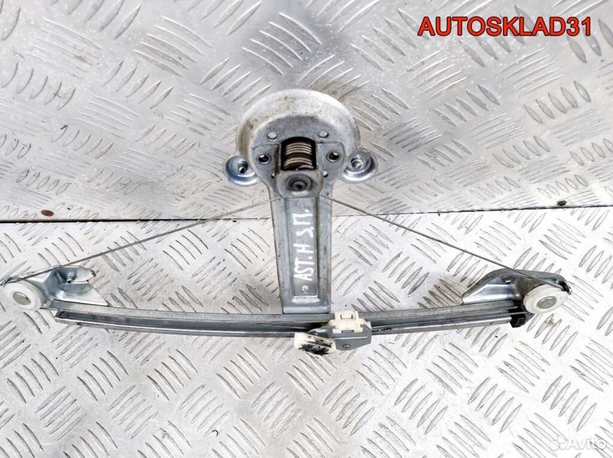 Стеклоподъемник механ. задний правый Opel Astra H, 500 рублей, Дубовое