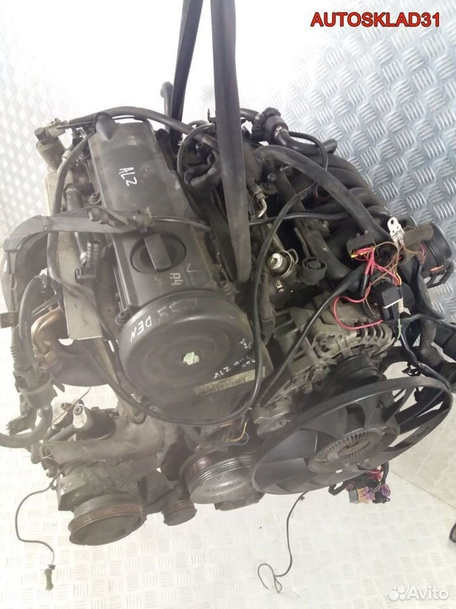 Двигатель ALZ Audi A4 B6 1.6 Бензин Цена за СТОЛБИК, 80000 рублей, Дубовое