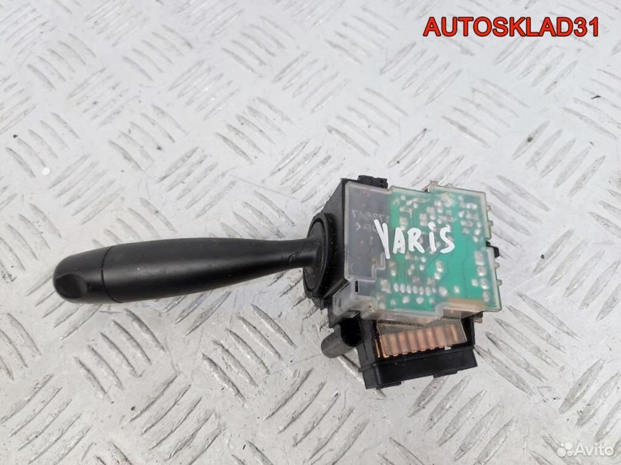 Переключатель дворников Toyota Yaris 8465252040, 1700 рублей, Дубовое