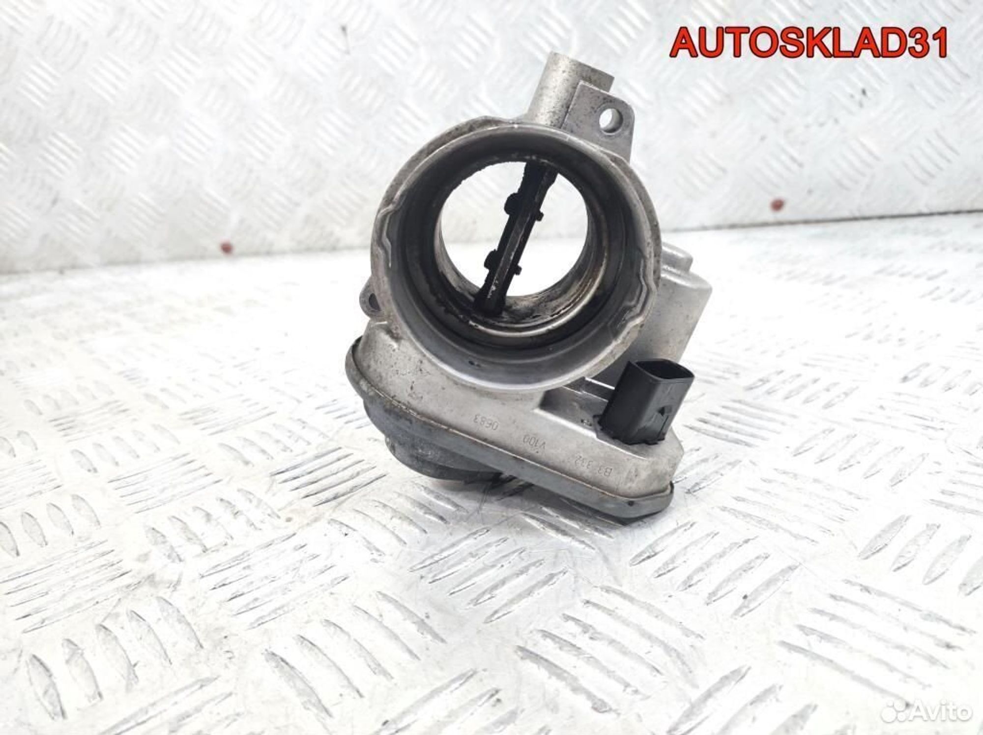 Заслонка дроссельная VW Touran 1.9 AVQ 038128063G, 3200 рублей, Дубовое