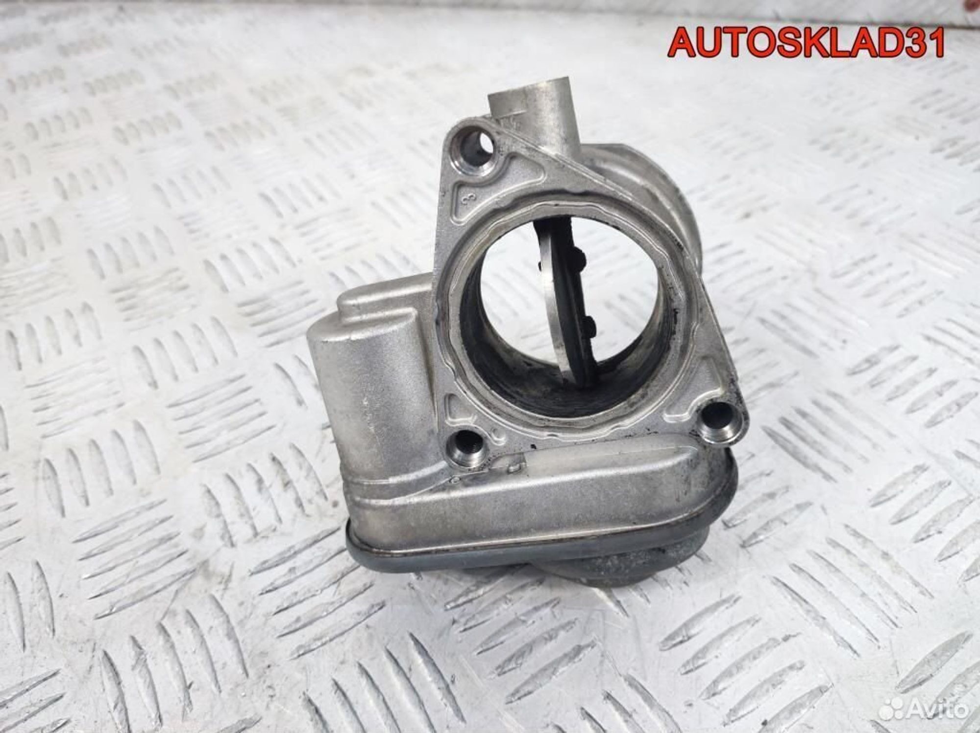 Заслонка дроссельная VW Touran 1.9 AVQ 038128063G, 3200 рублей, Дубовое