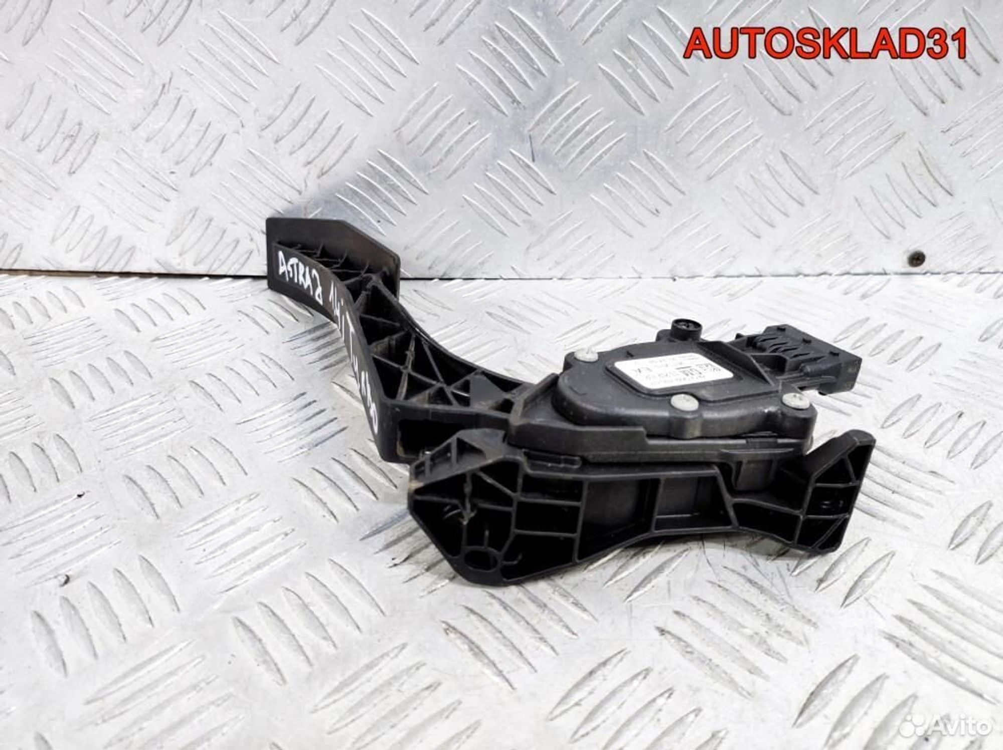 Педаль газа Opel Astra J 1,4 A14NET 13252702, 1700 рублей, Дубовое