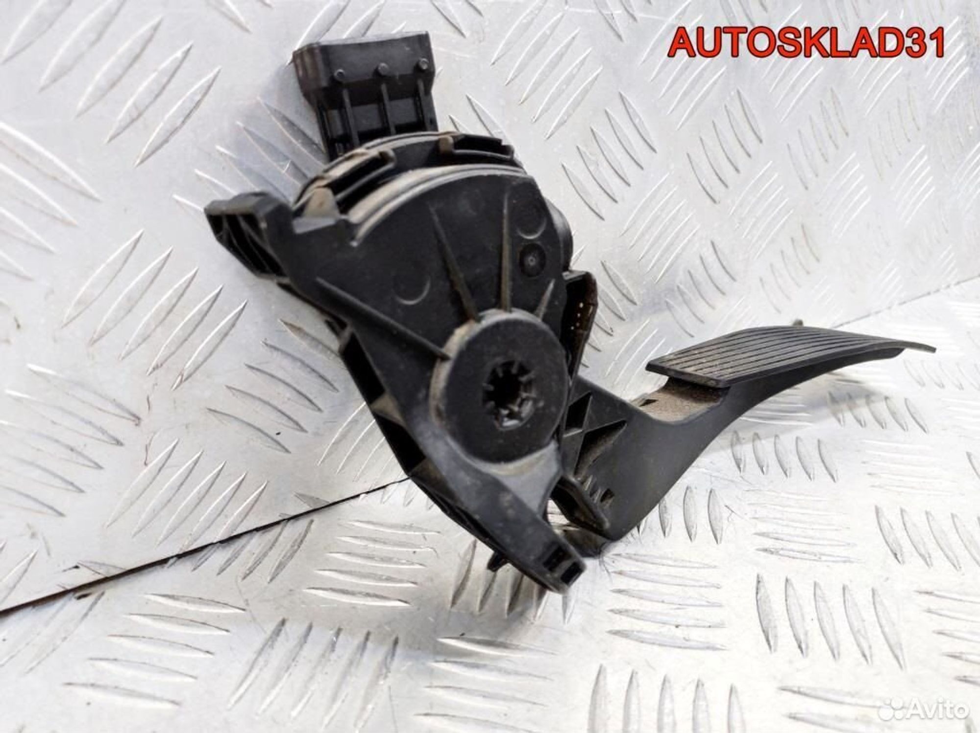 Педаль газа Opel Astra J 1,4 A14NET 13252702, 1700 рублей, Дубовое
