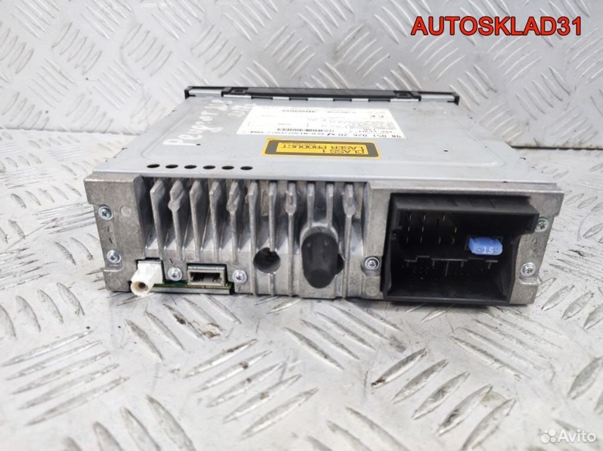 Магнитола Peugeot 208 98051026ZD, 5200 рублей, Дубовое