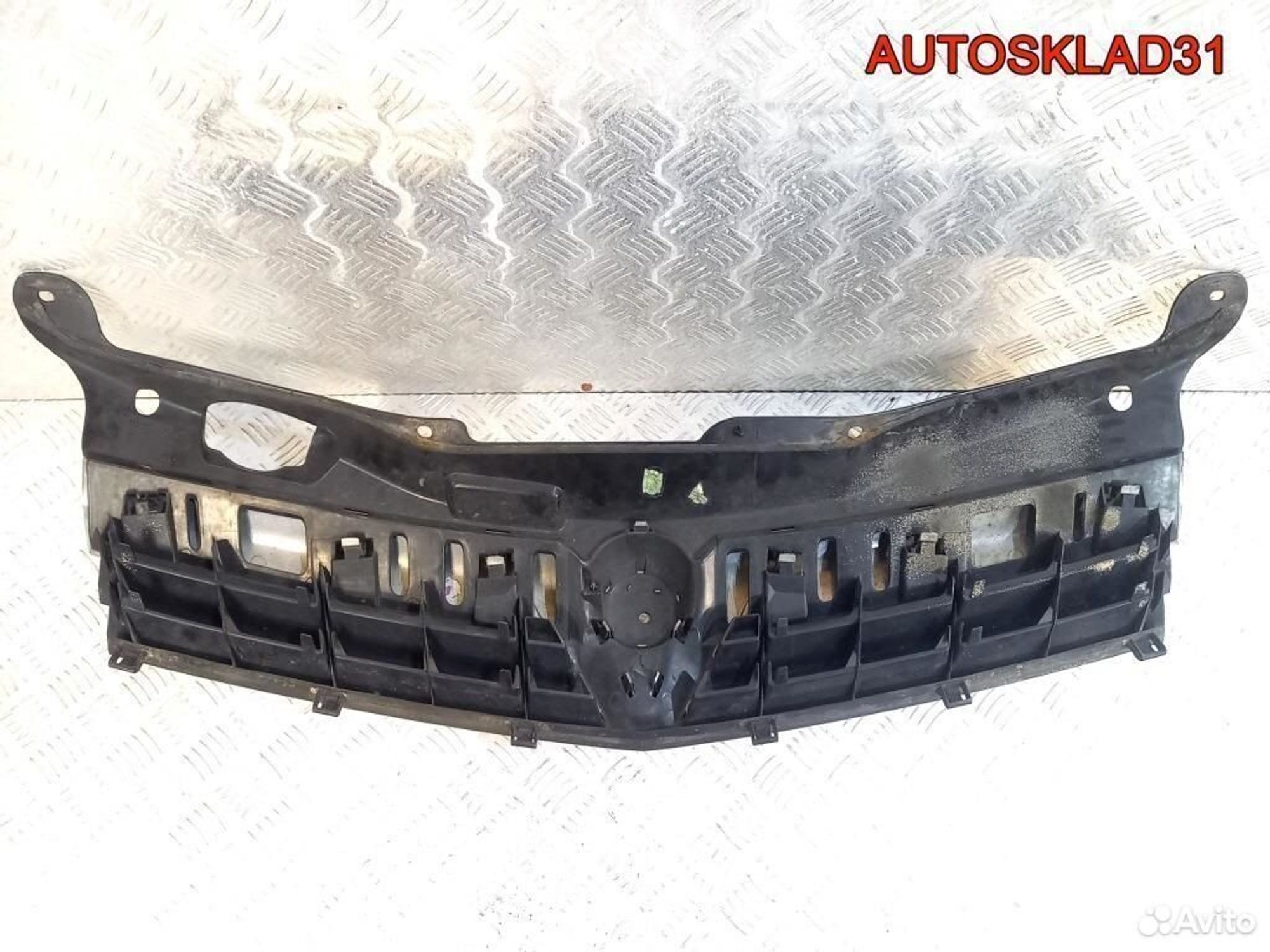 Решетка радиатора Opel Astra H GTC 13247178, 4100 рублей, Дубовое