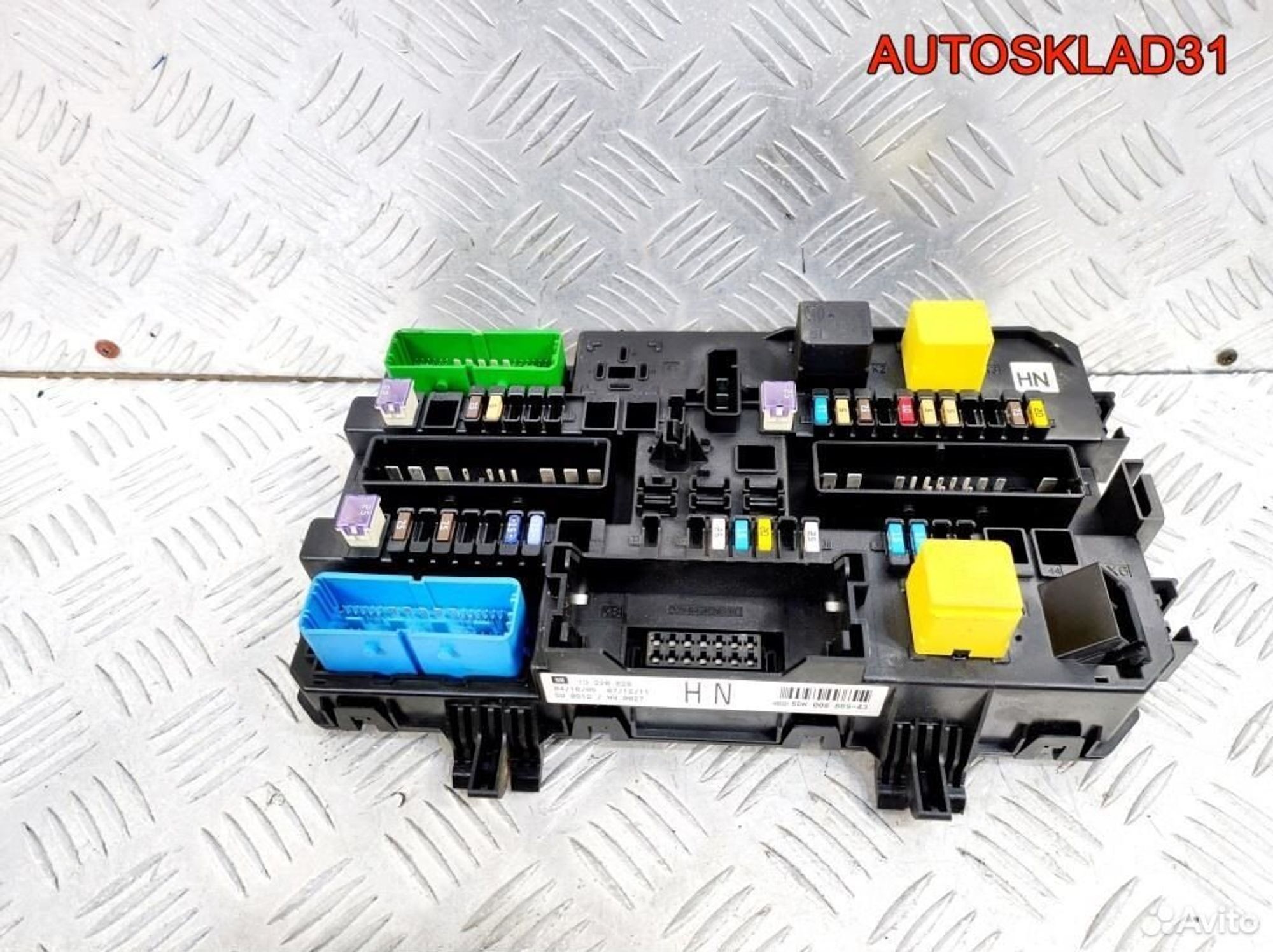 Блок предохранителей Opel Astra H 13220829 Cabrio, 2100 рублей, Дубовое